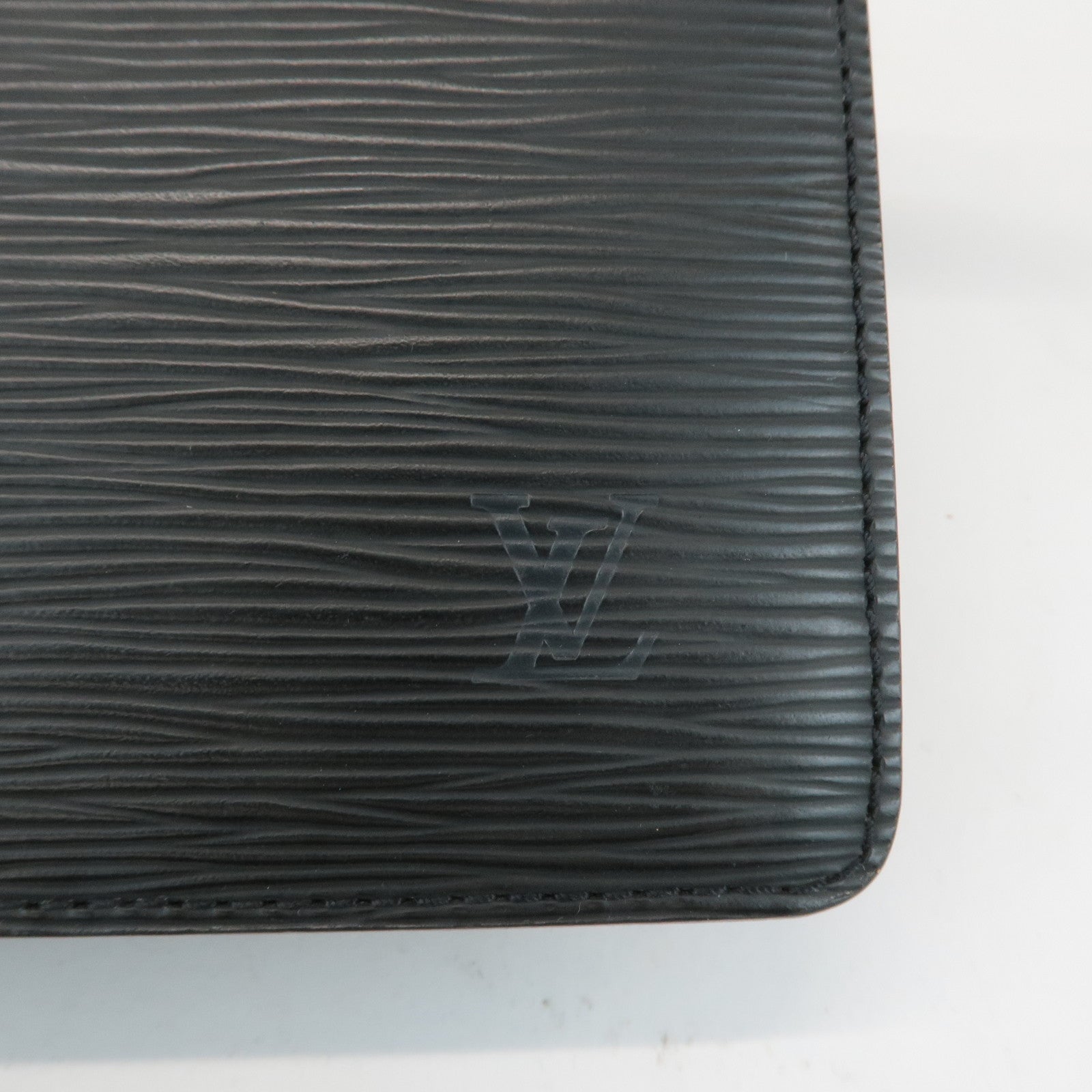 Louis Vuitton Epi Pochette Homme Clutch Bag Noir Black M52522 Used