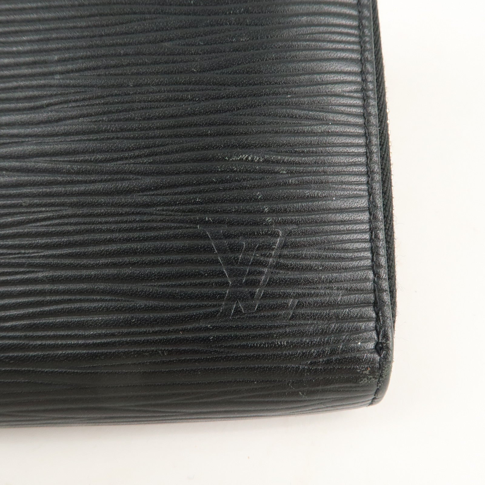 Louis Vuitton Epi Zippy Organizer Wallet Black Noir M63852