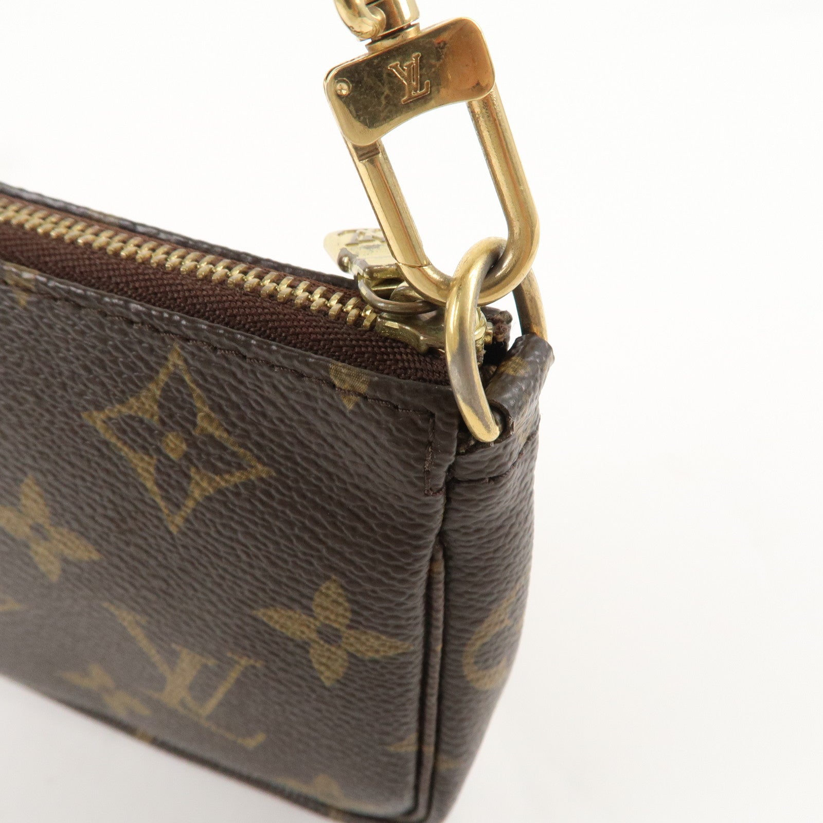 Louis Vuitton Monogram T&B Mini Pochette Accessoires Pouch M60153