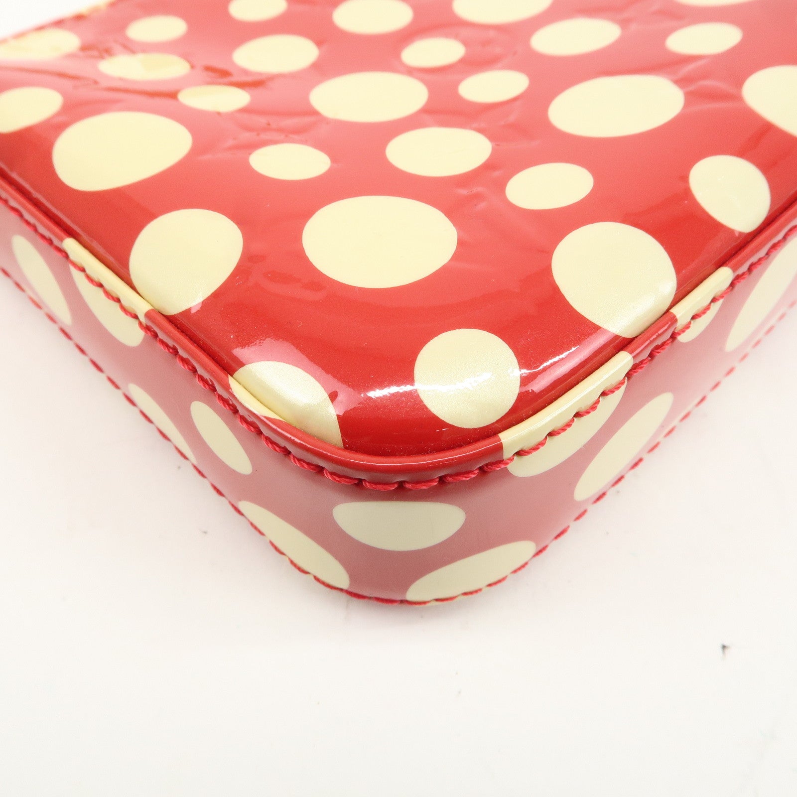 Louis Vuitton Vernis Dots Infinity Kusama Pochette Accessesoires