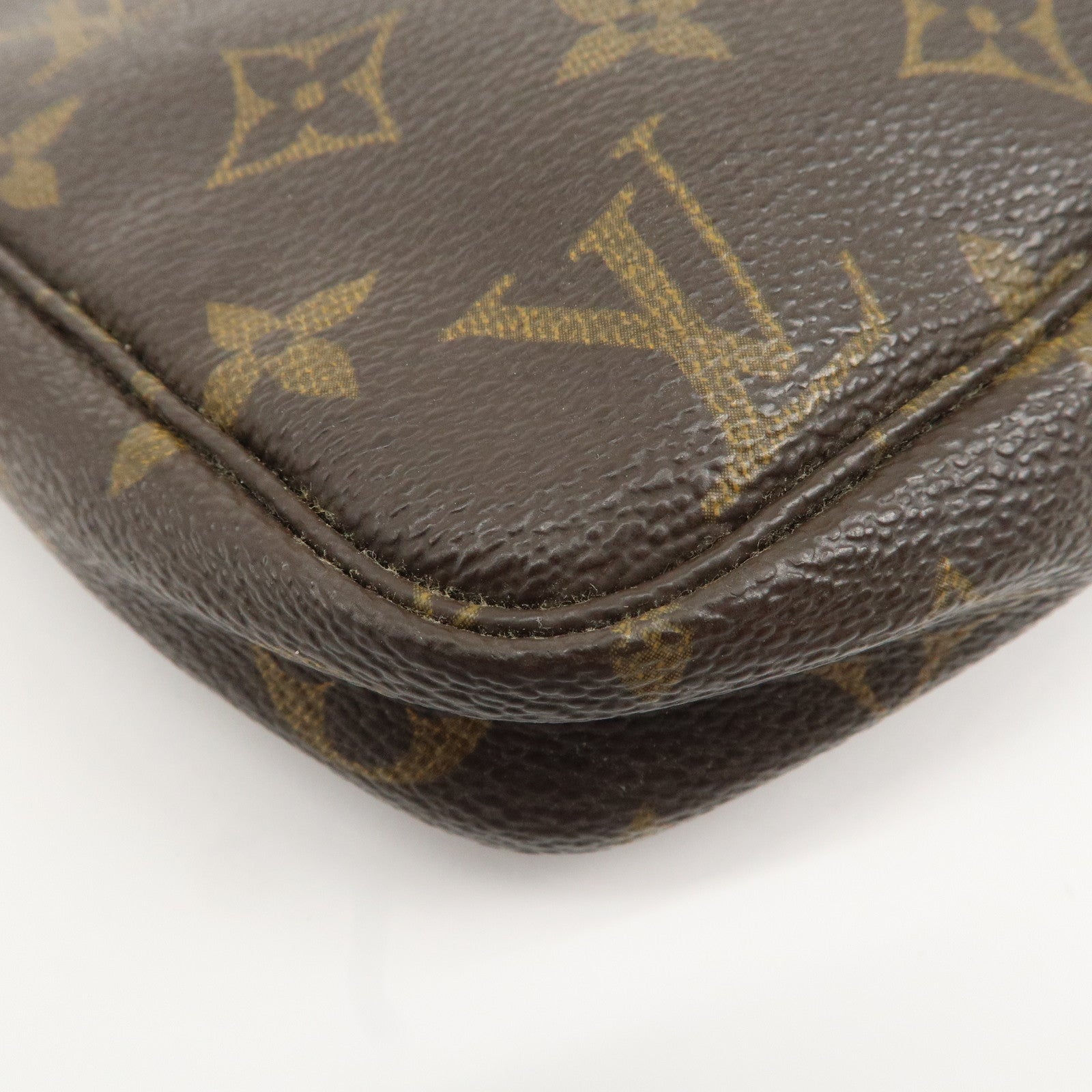 Louis Vuitton Monogram Pochette Accessoires Pouch M51980