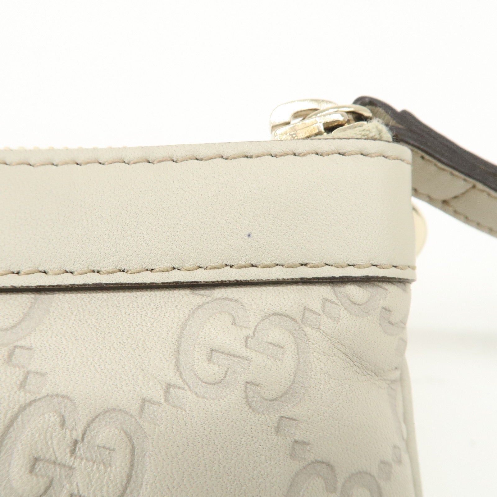 GUCCI Guccissima Guccissima Leather Pouch Ivory 212203 Used