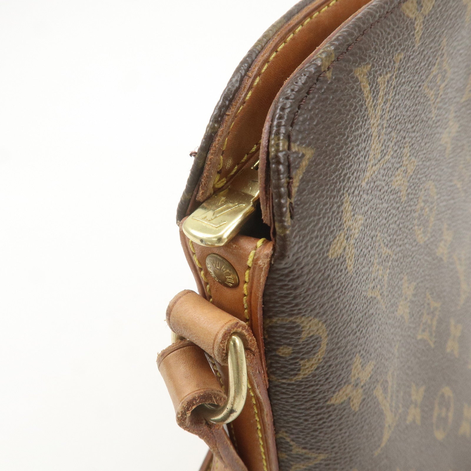 Louis Vuitton Monogram Drouot Cross Body Shoulder Bag M51290