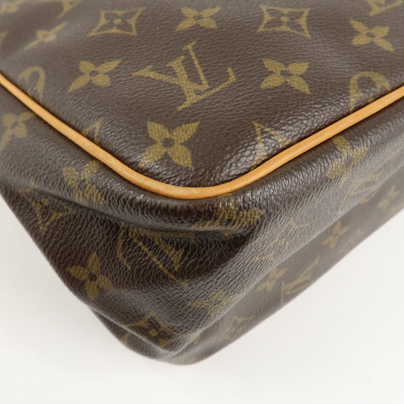 Louis Vuitton Monogram Batignolles Vertical Tote Bag M51153