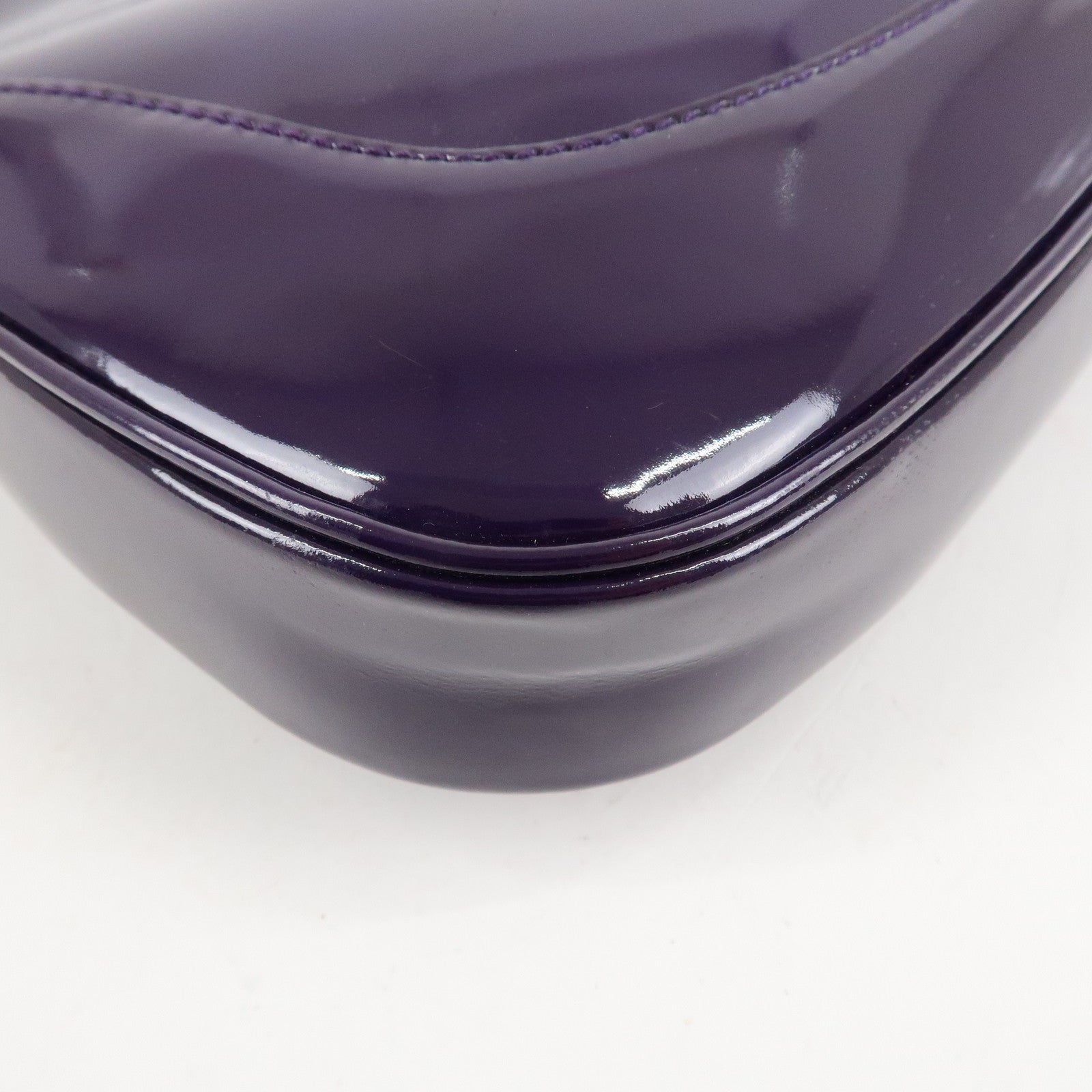 GUCCI Jackie Patent Leather Shoulder Bag Purple 001.3306