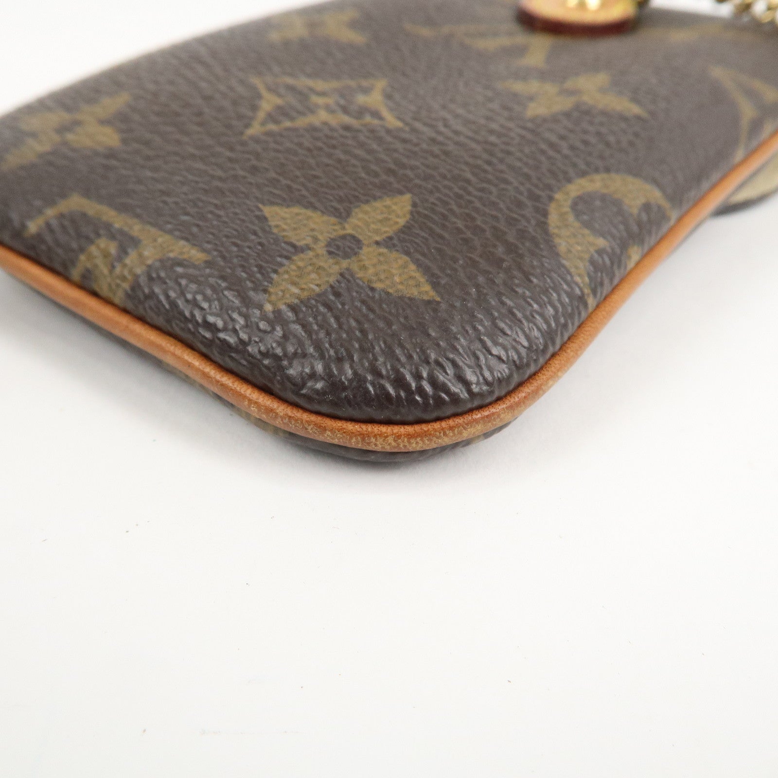 Louis Vuitton Monogram Etui Telefonne MM Brown M66546 Used