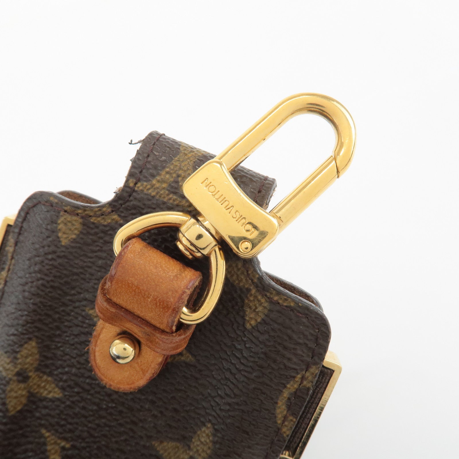 Louis Vuitton Monogram Etui Telephone International PM M63064