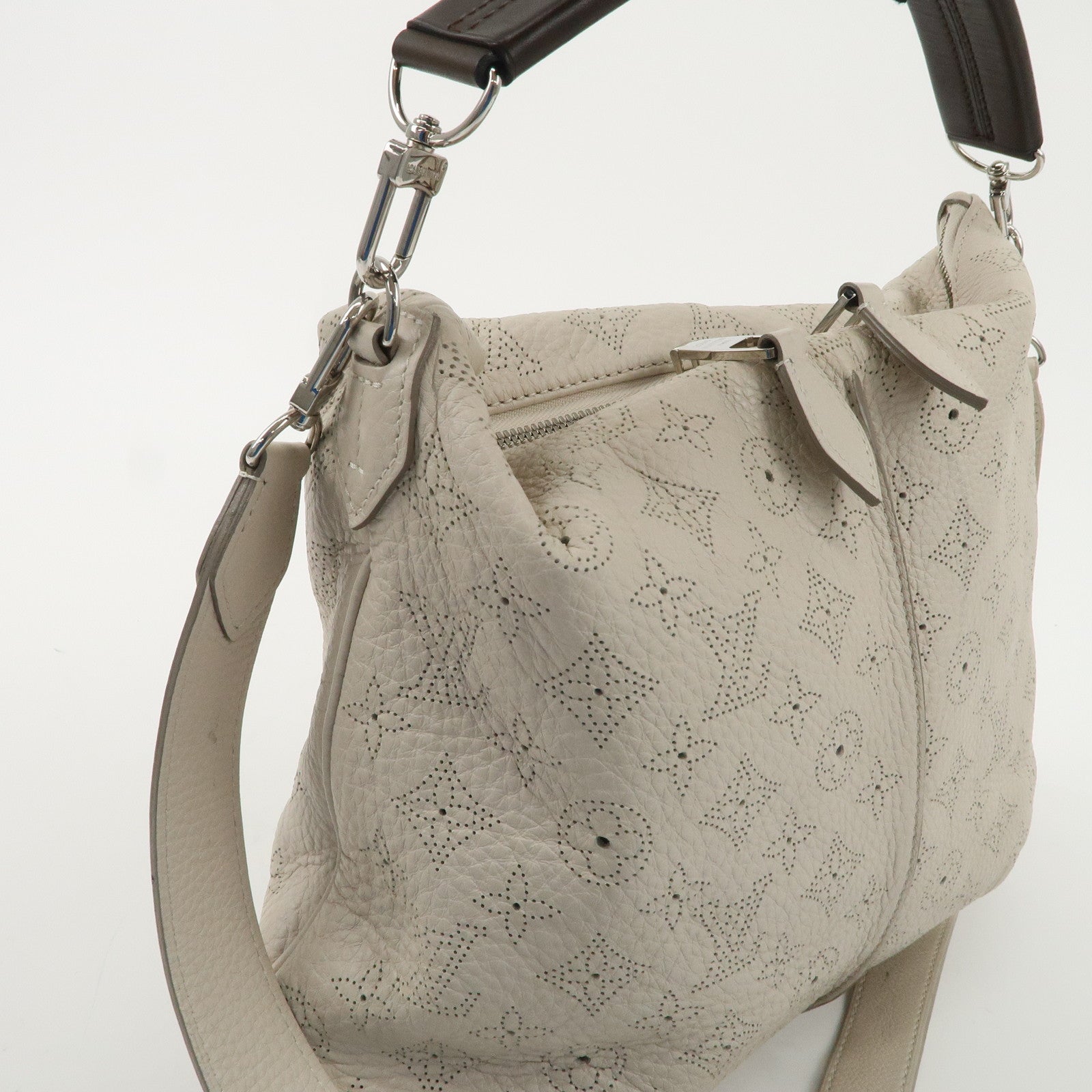 Louis Vuitton Monogram Mahina Selene PM Shoulder Bag Blanc M94275