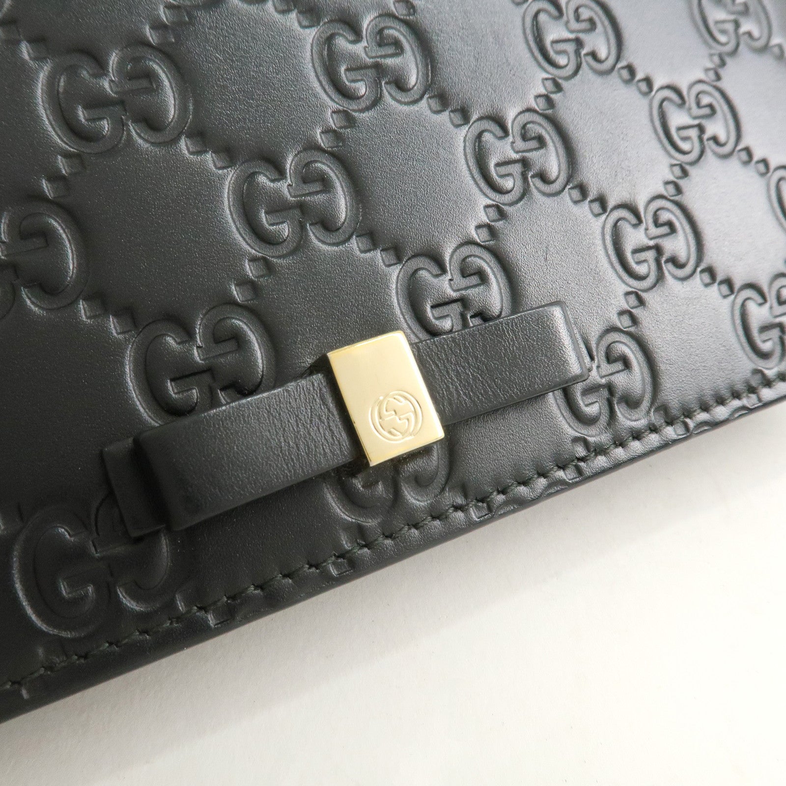 GUCCI Guccissima Leather Chain Wallet Black 431408 Used