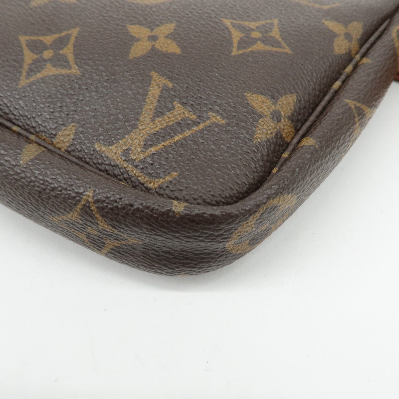 Louis Vuitton Monogram Pochette Accessoires Pouch M51980