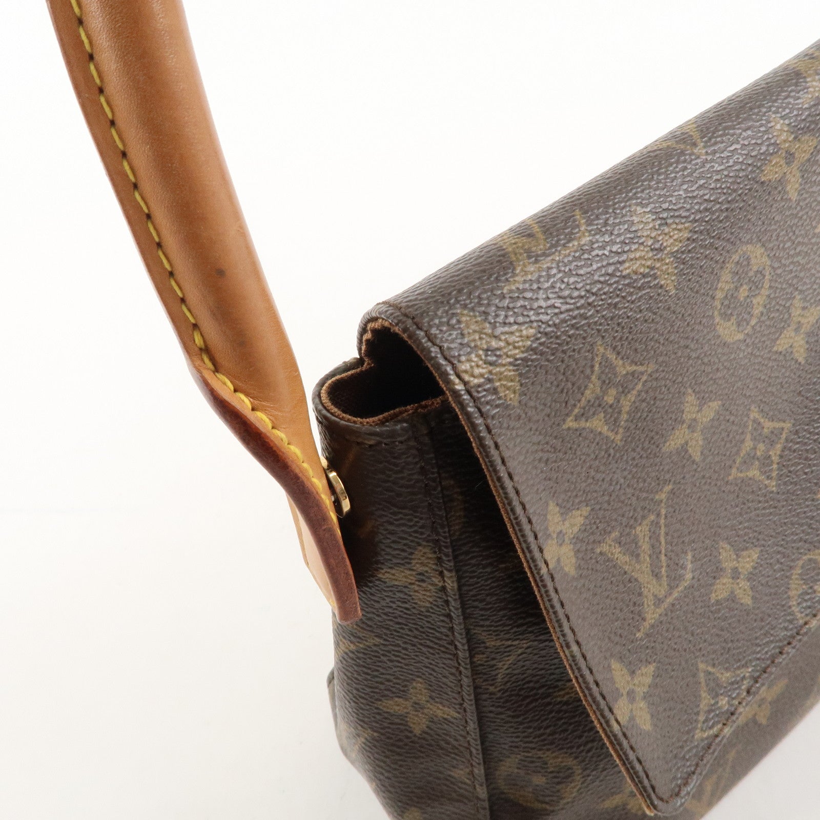 Louis Vuitton Monogram Mini Looping Shoulder Bag Hand Bag M51147