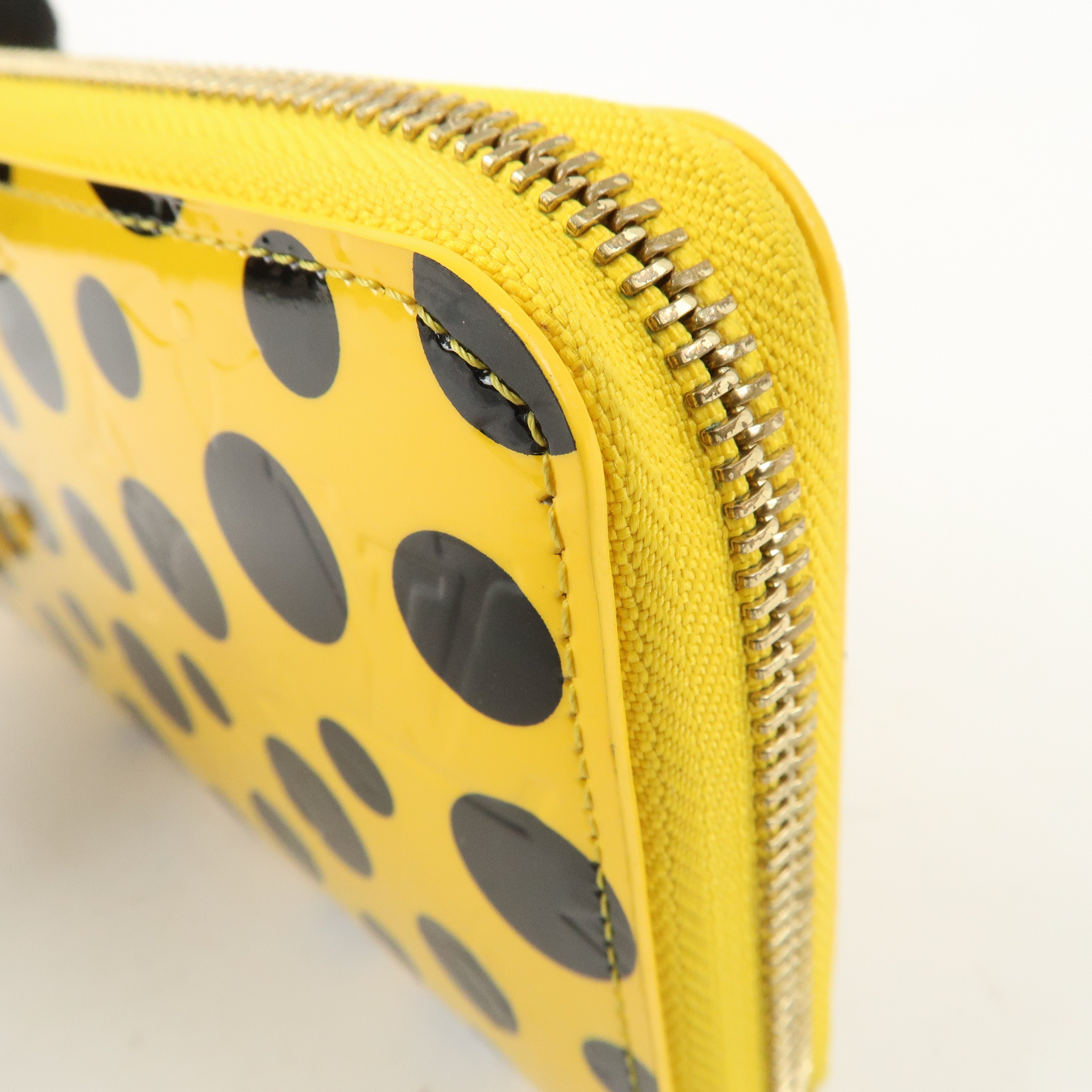 Louis Vuitton Vernis YayoiKusama Dots Infinity Zippy Wallet M91571