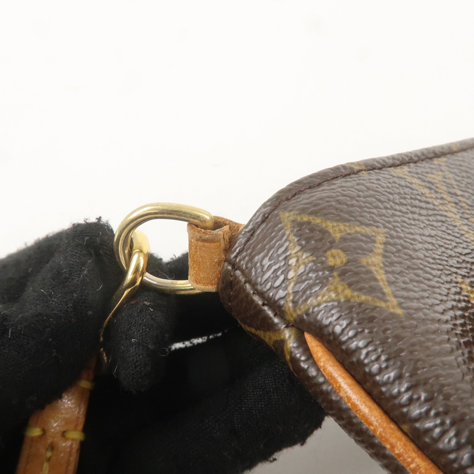 Louis Vuitton Monogram Partition Pouch Clutch Bag M51901