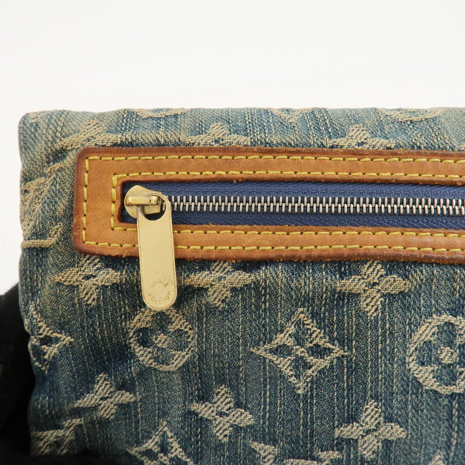 Louis Vuitton Monogram Denim Pochette Plat Pouch M95007 Used