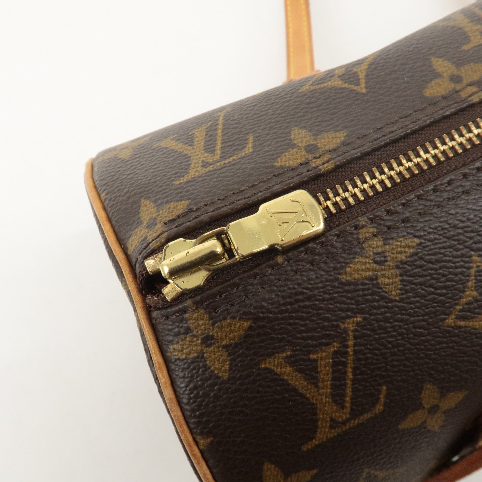 Louis Vuitton Monogram Papillon 30 Hand Bag 
Pouch Brown M51385