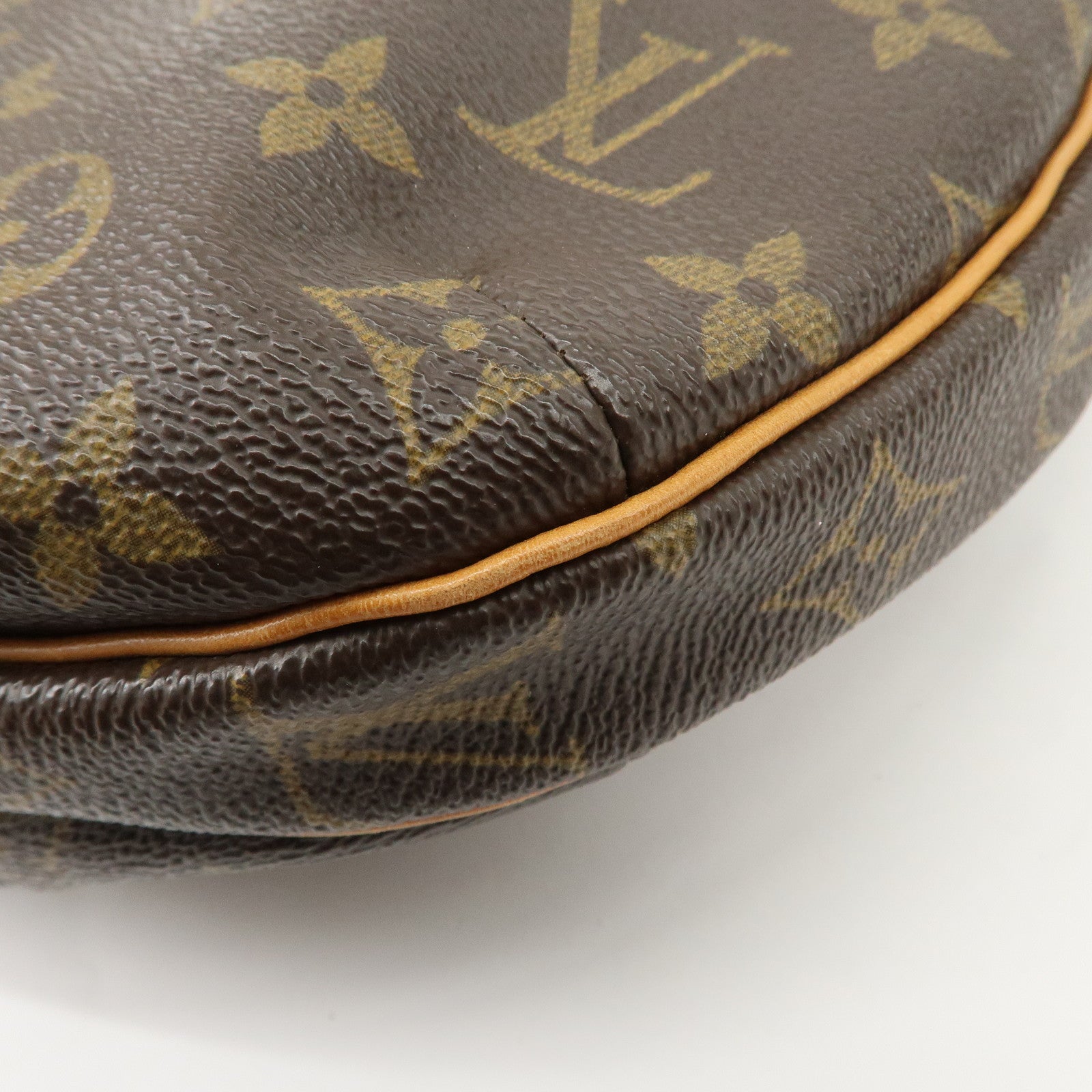 Louis Vuitton Monogram Croissant MM Shoulder Bag M51512 Used