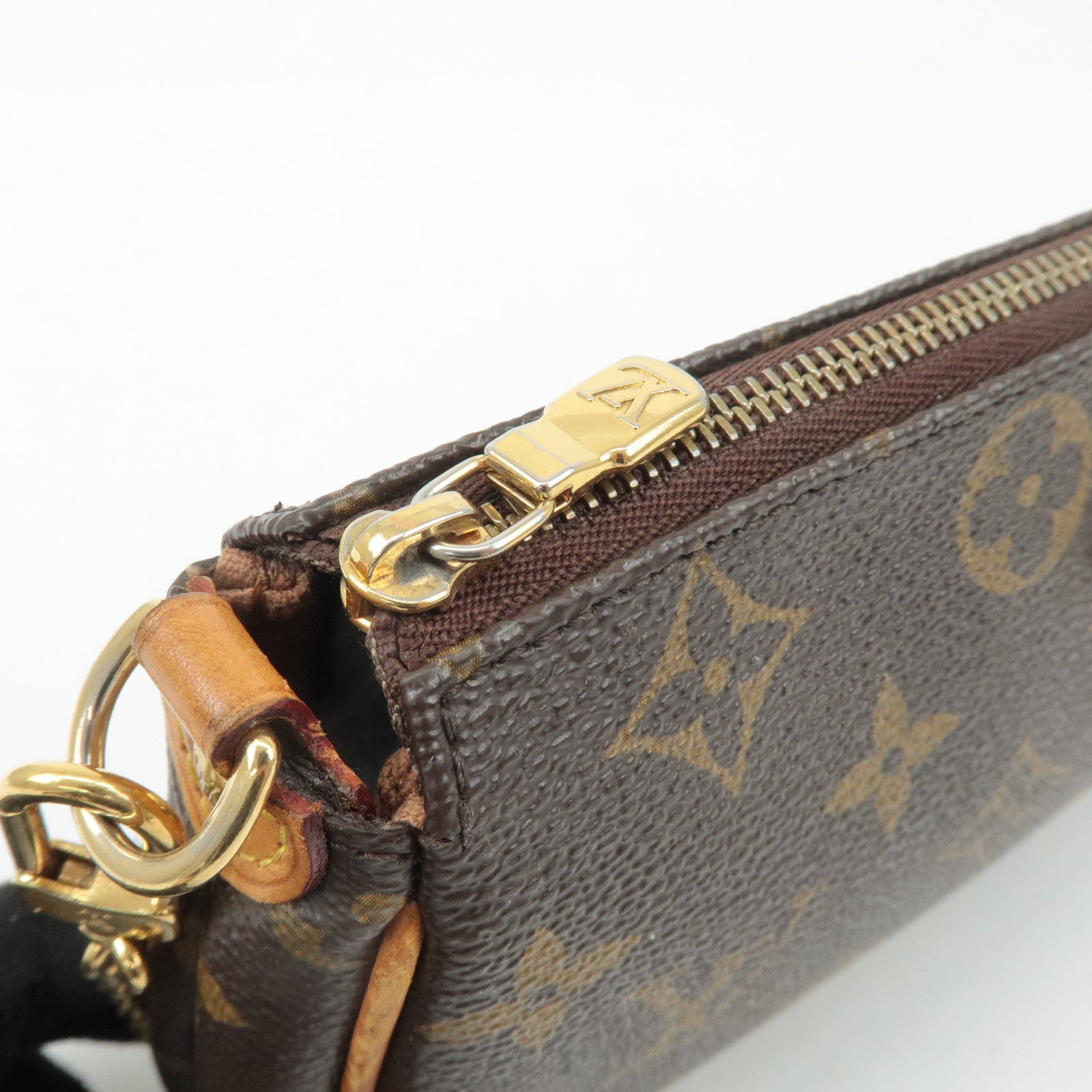 Louis Vuitton Monogram Eva 2 Way Pouch Shoulder Bag M95567