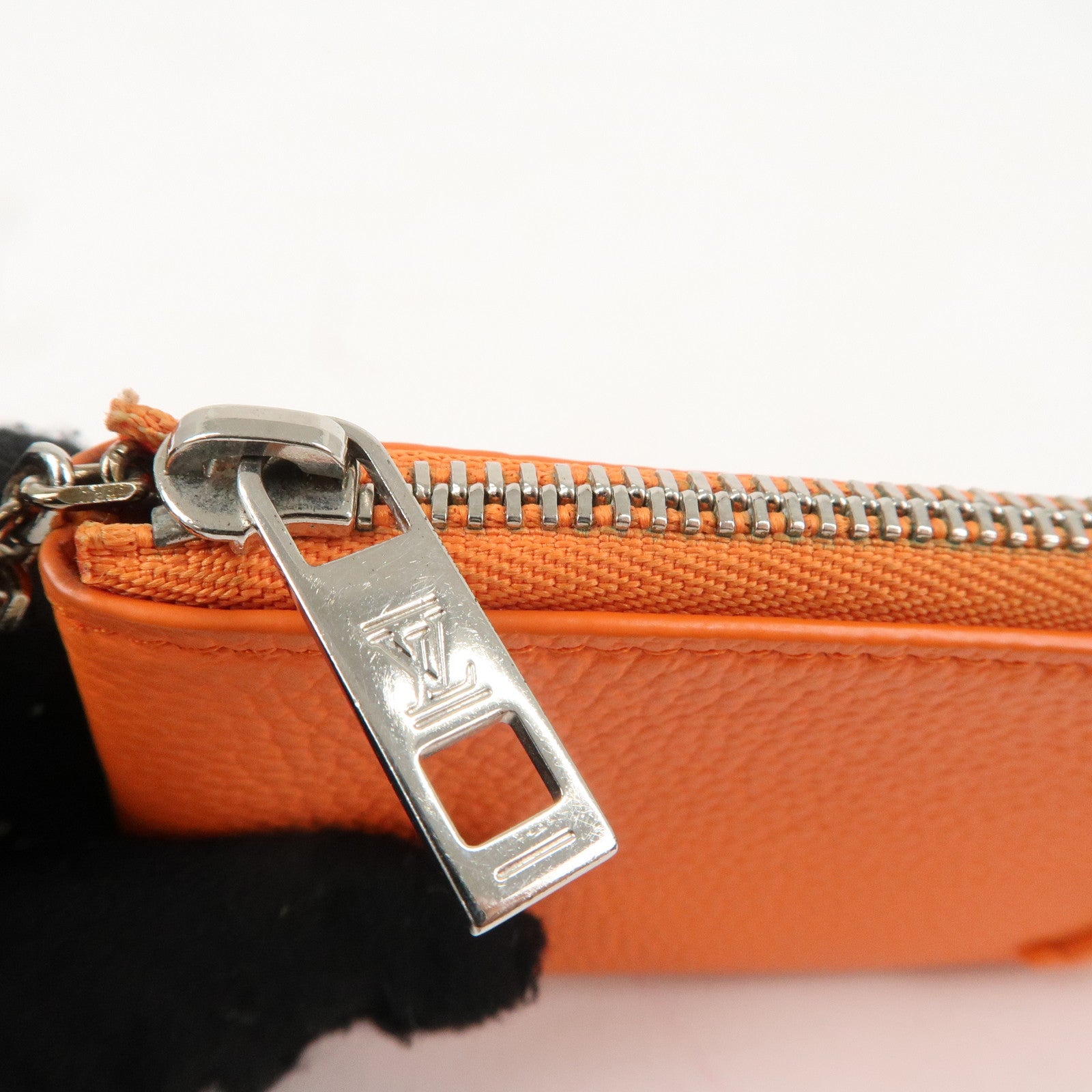 Louis Vuitton Aerogram Pochette Cles Coin Case Orange M81032