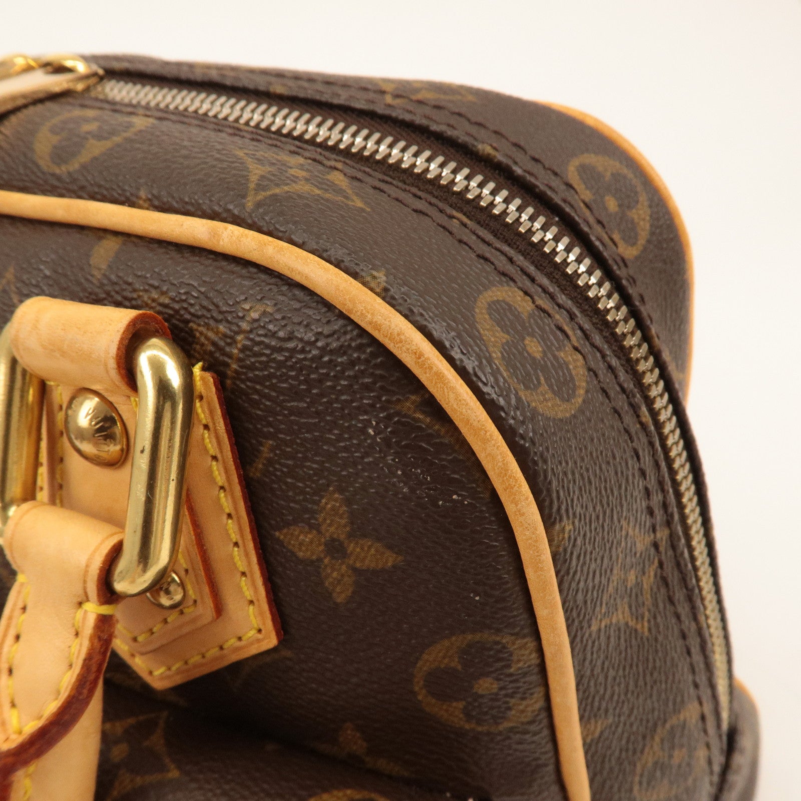 Louis Vuitton Monogram Manhattan PM Hand Bag Brown M40026