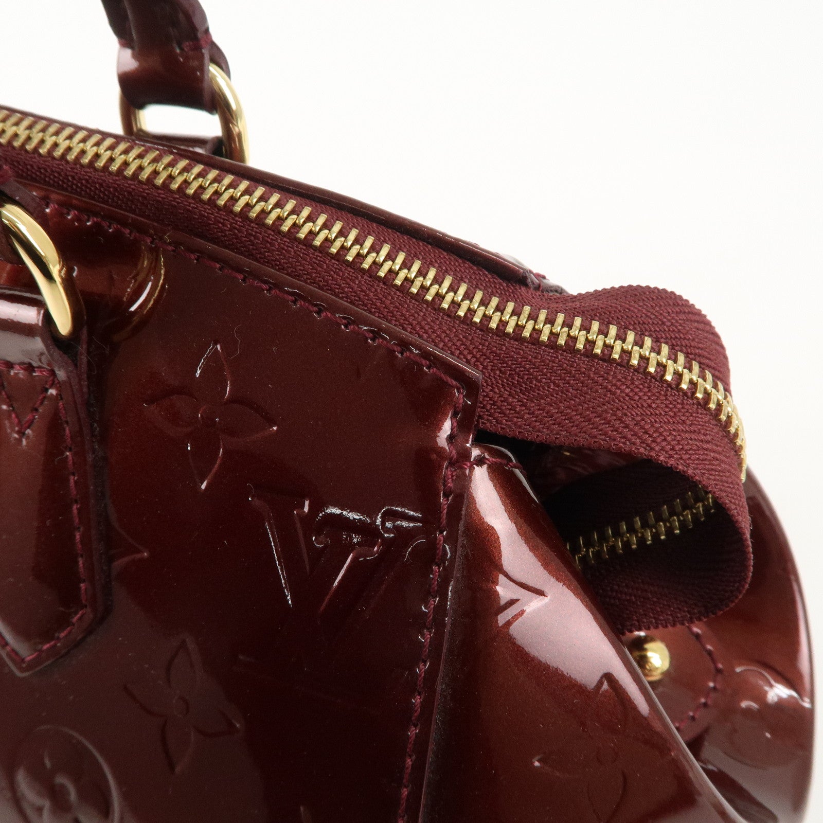 Louis Vuitton Monogram Vernis Sherwood PM Rouge Forvist M91492