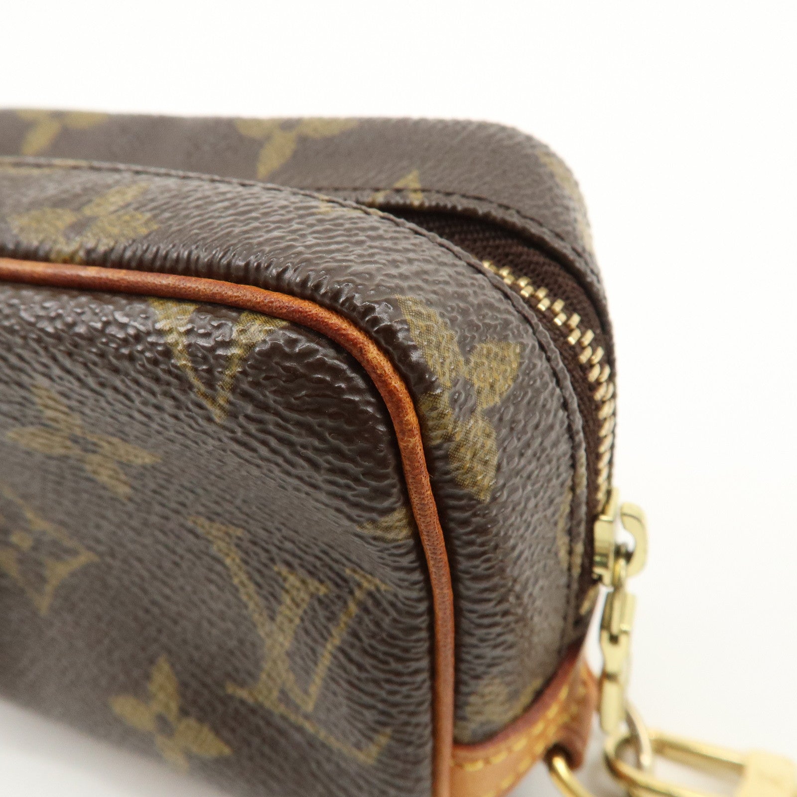 Louis Vuitton Monogram Trousse Wapity Pouch Camera Case M58030