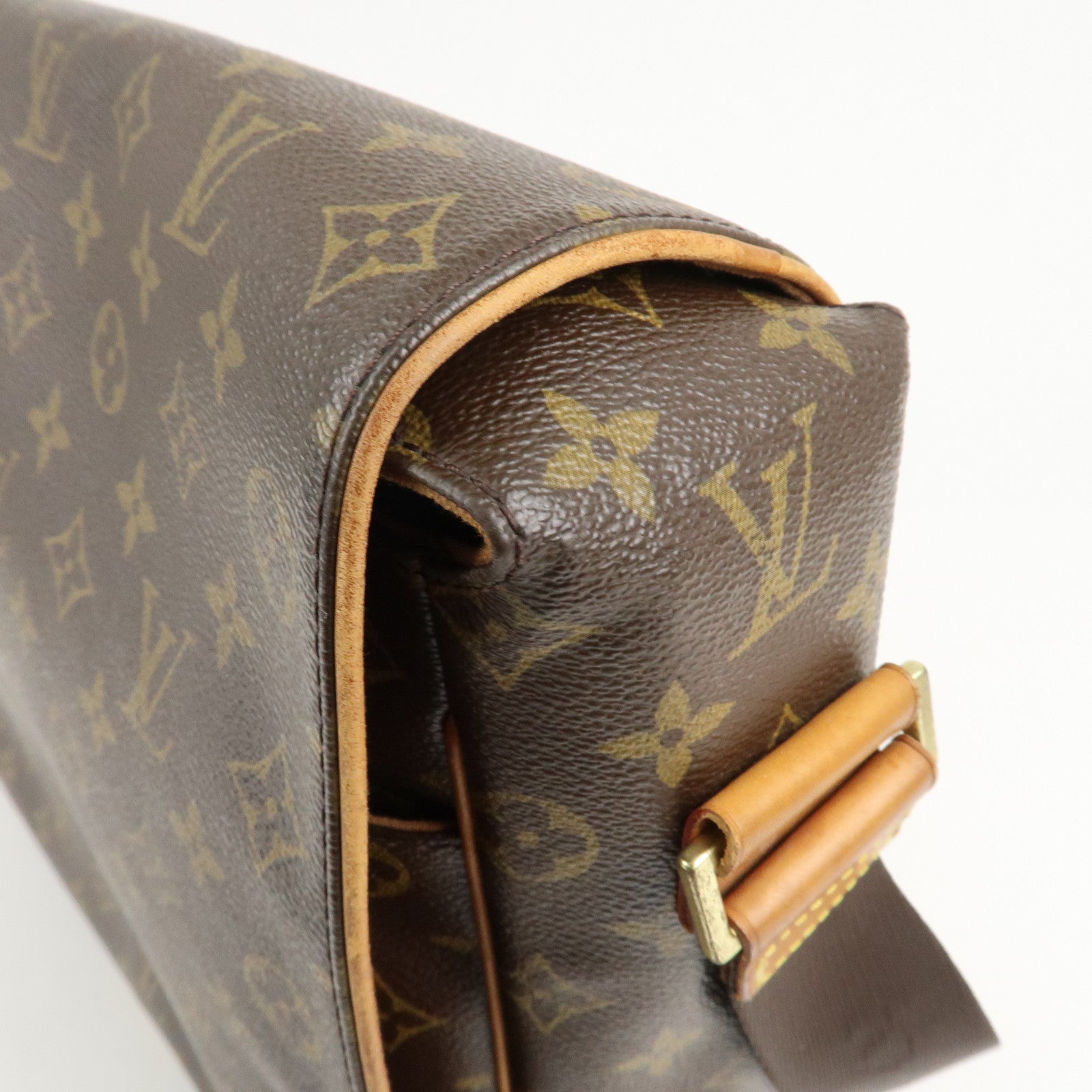 Louis Vuitton Monogram Abbesses Messenger Bag Hand Bag M45257 Used