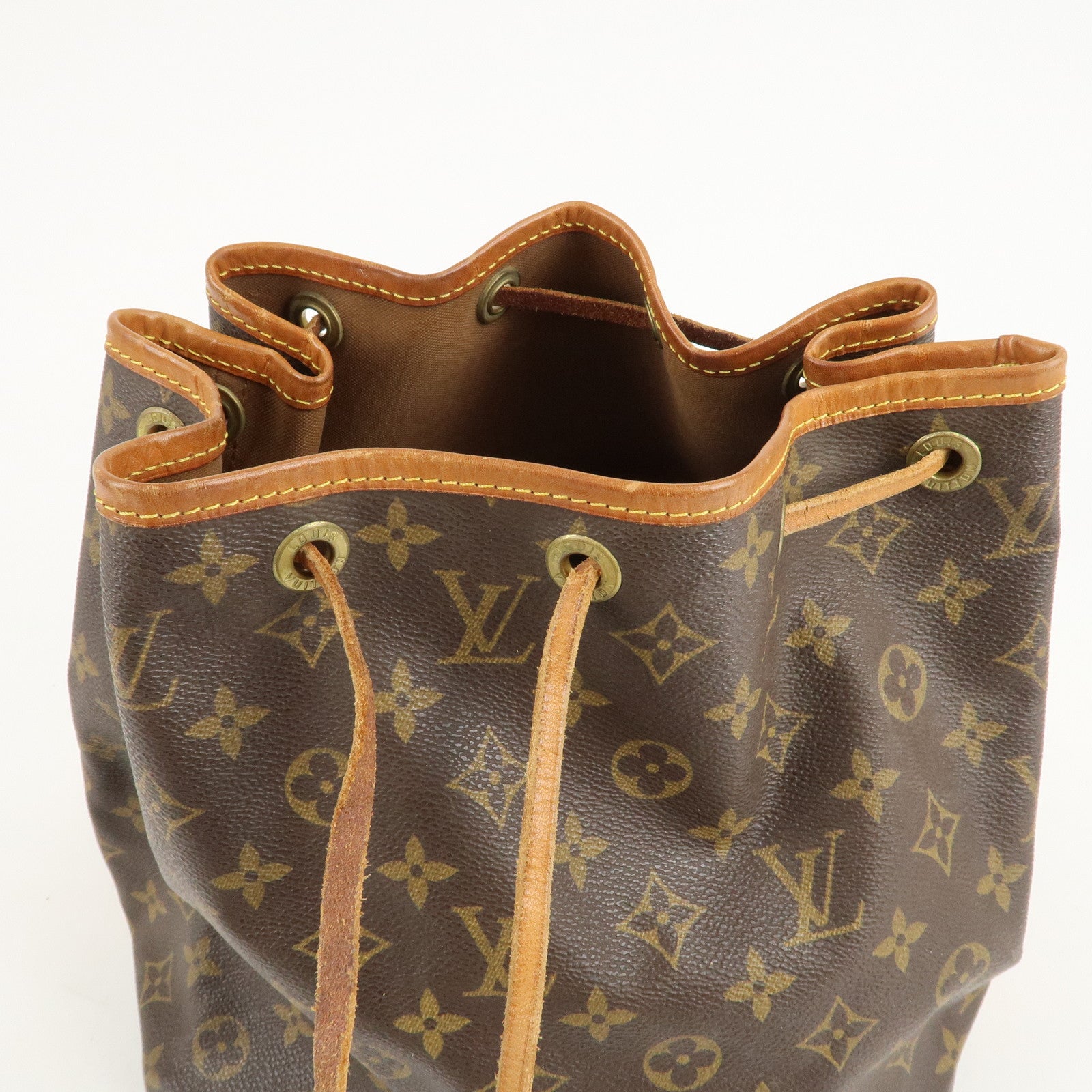 Louis Vuitton Monogram Petit Noe Shoulder Bag Brown M42226 Used