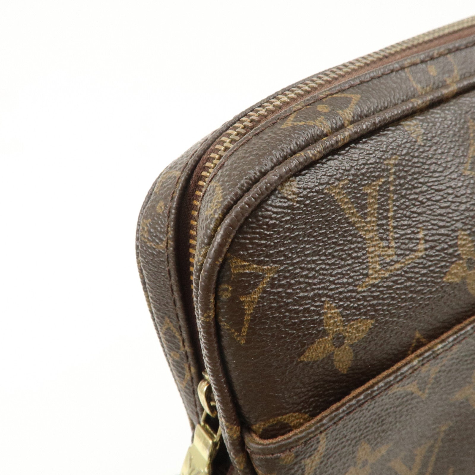 Louis Vuitton Monogram Trotteur Beaubourg Shoulder Bag M97037