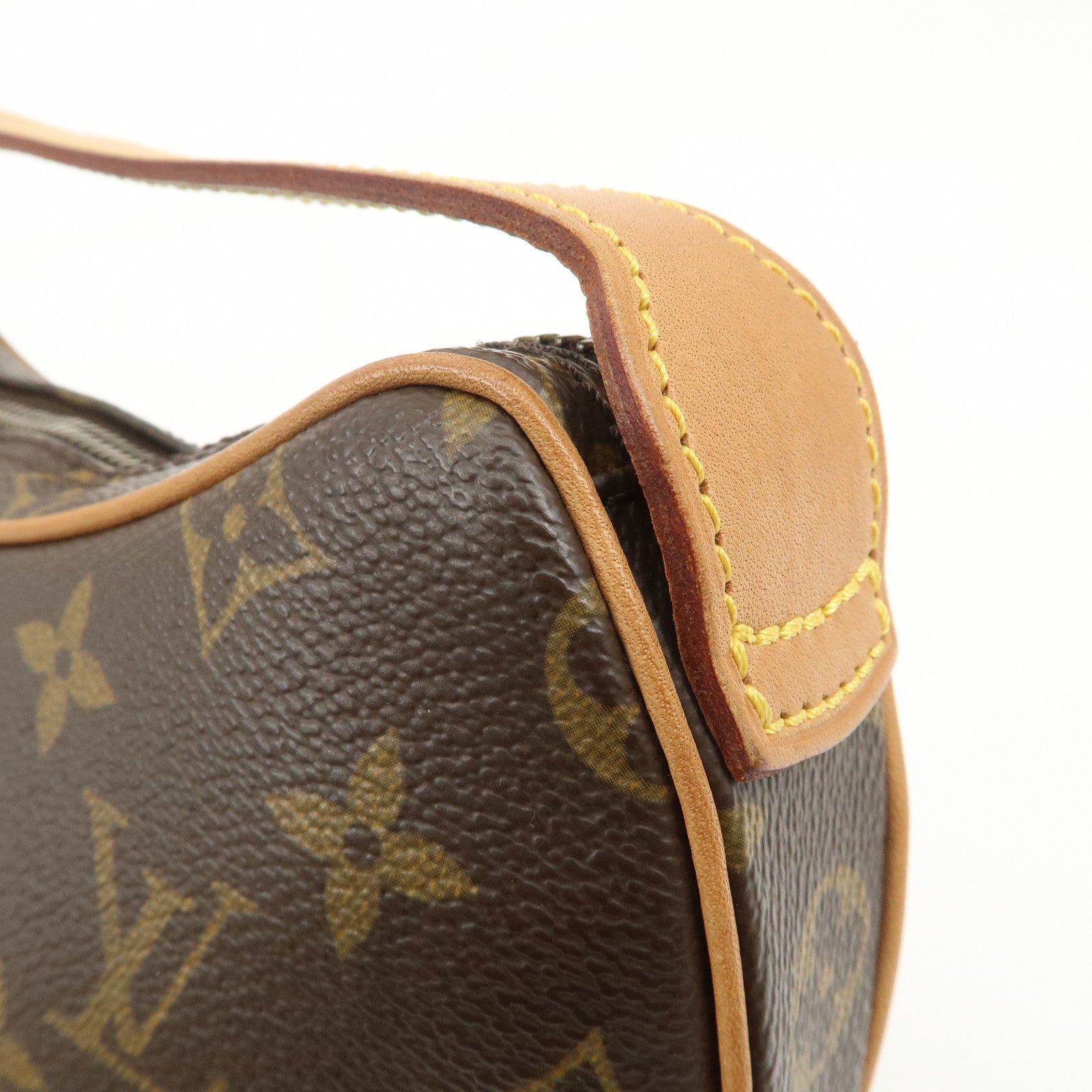 Louis Vuitton Monogram Pochette Croissant Shoulder Bag M51510