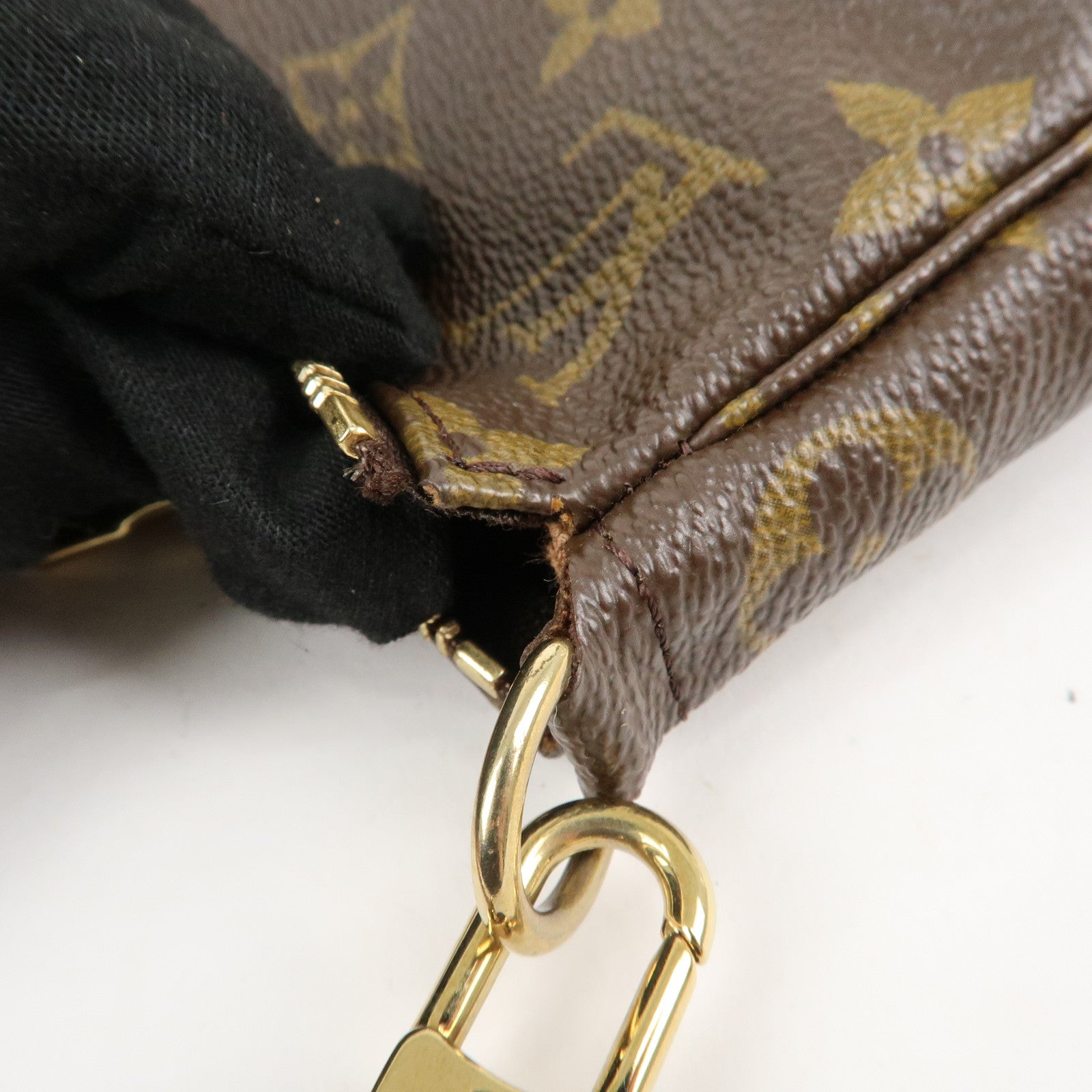 Louis Vuitton Monogram Pochette Accessoires Pouch M51980 Used