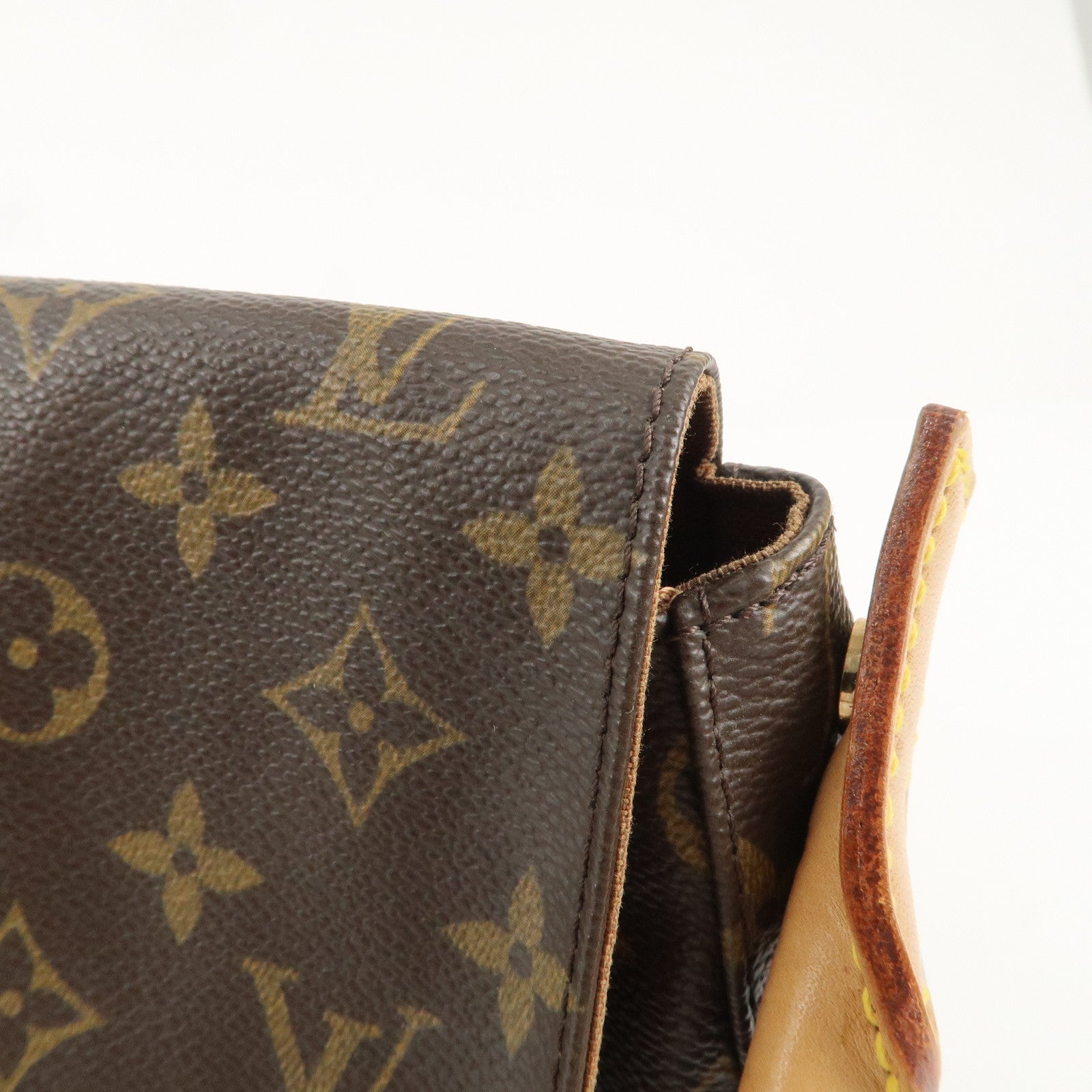 Louis Vuitton Monogram Mini Looping Shoulder Bag Hand Bag M51147