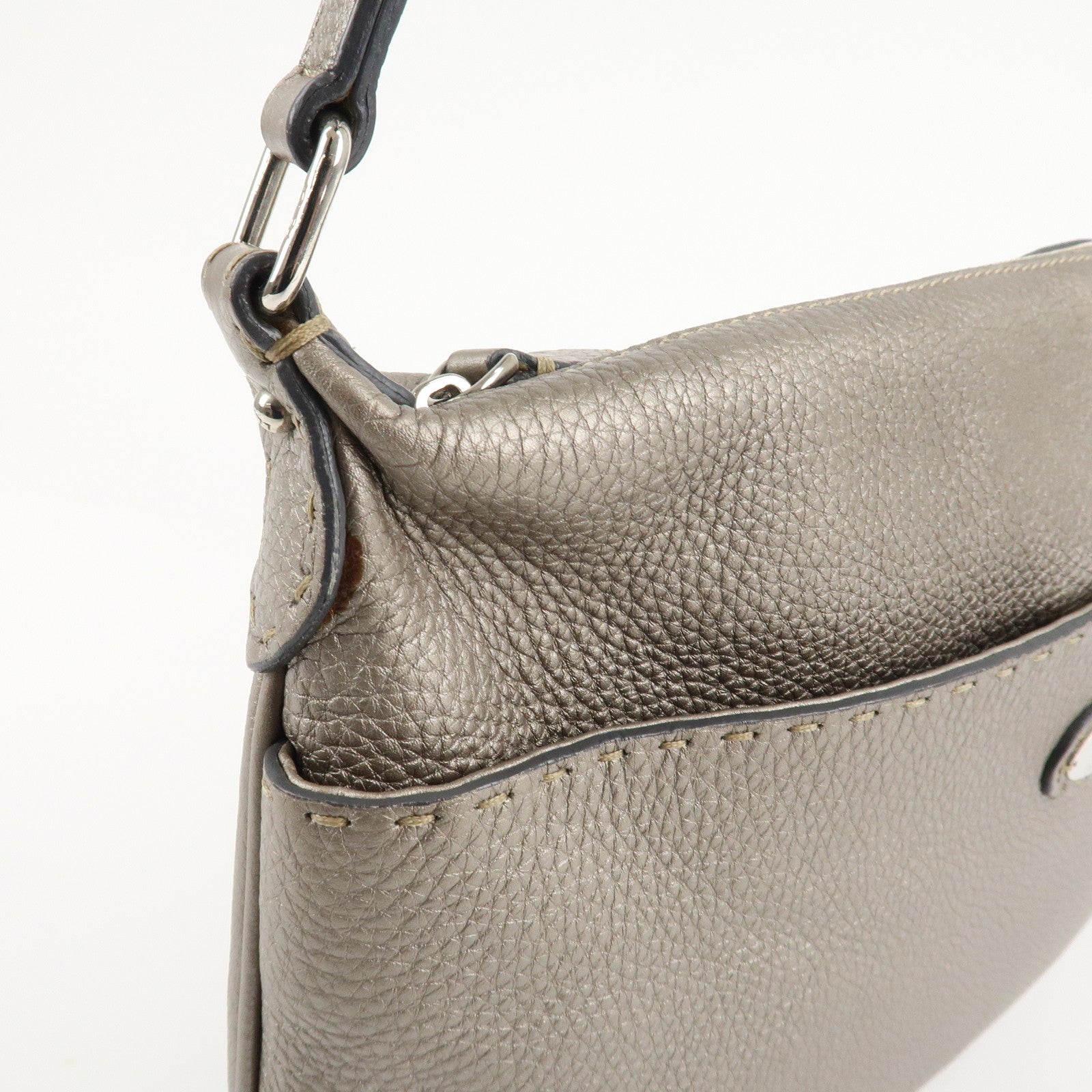 FENDI Selleria Leather Shoulder Bag Silver BT194