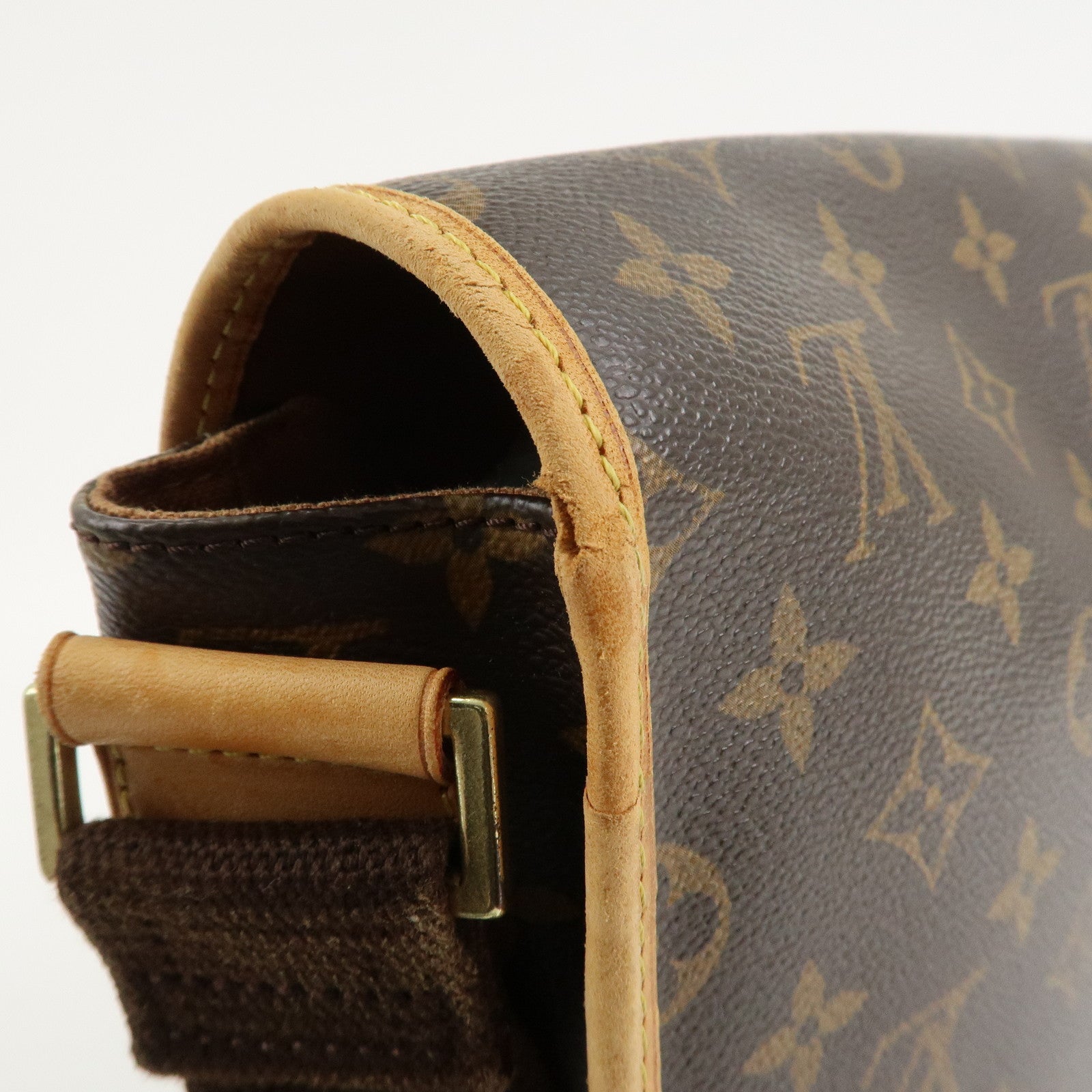 Louis Vuitton Monogram Messenger Bosphore PM Shoulder M40106