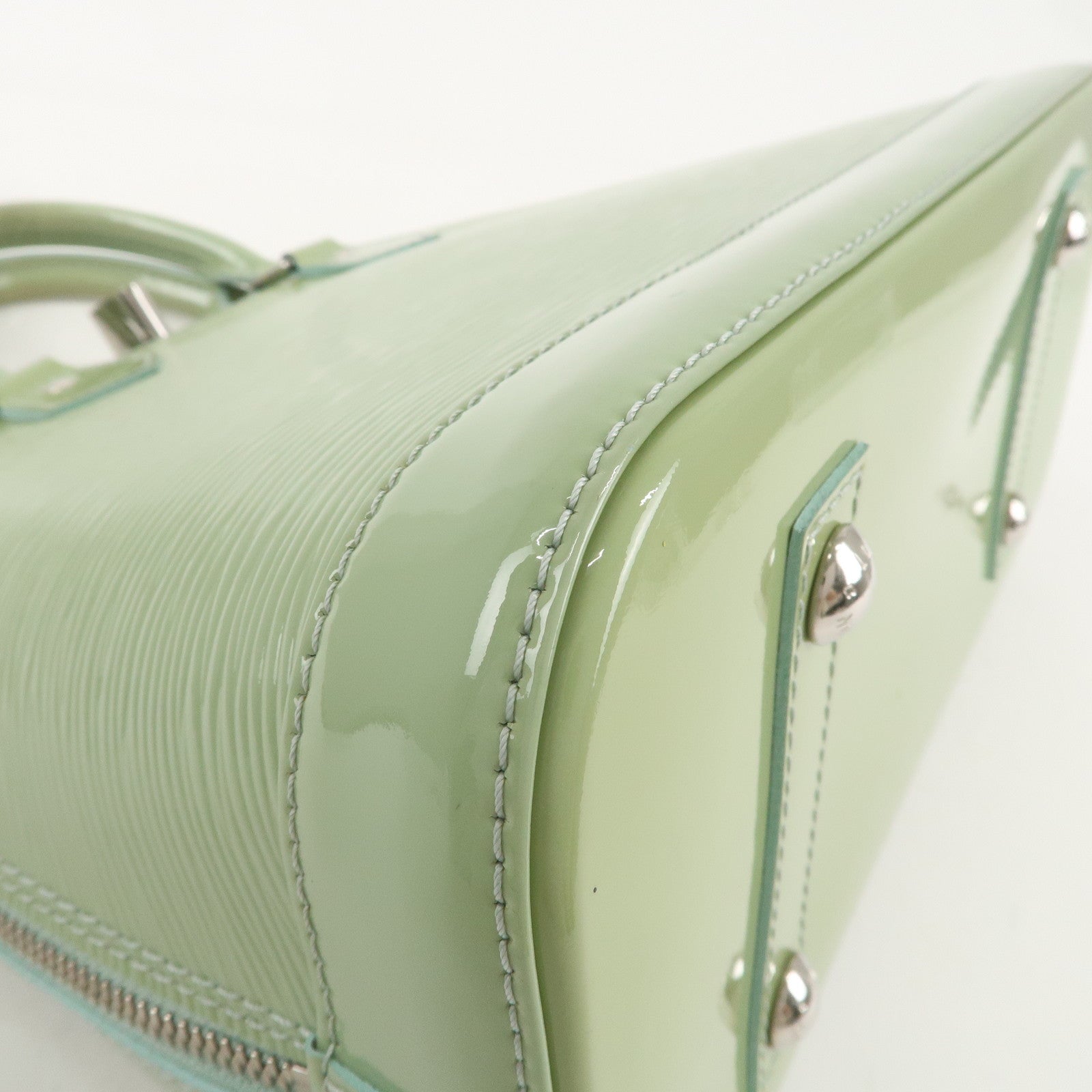 Louis Vuitton Epi Patent Leather Alma Hand Bag Light Green M52142