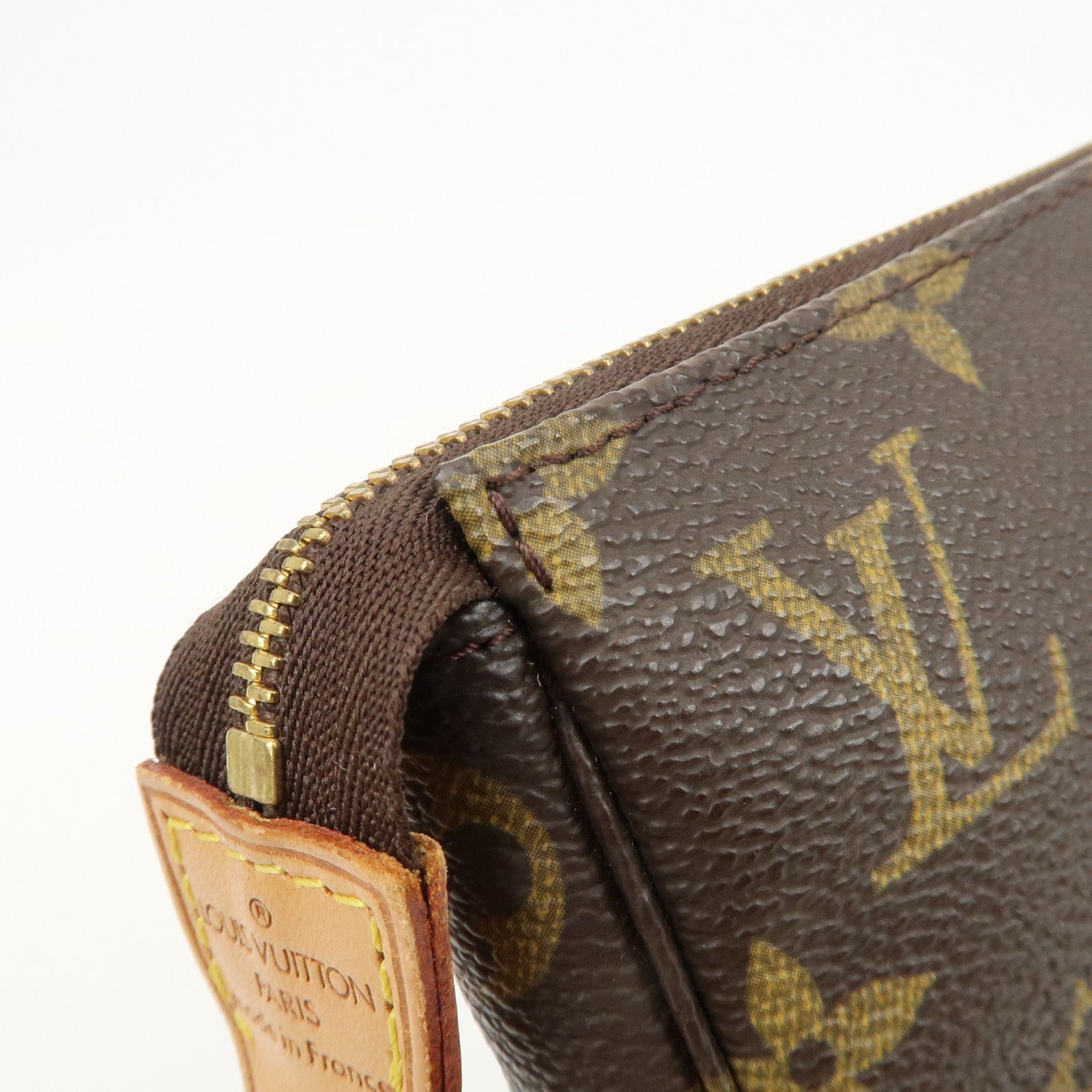 Louis Vuitton Monogram Pochette Accessoires 
Strap M51980 J00145 Used