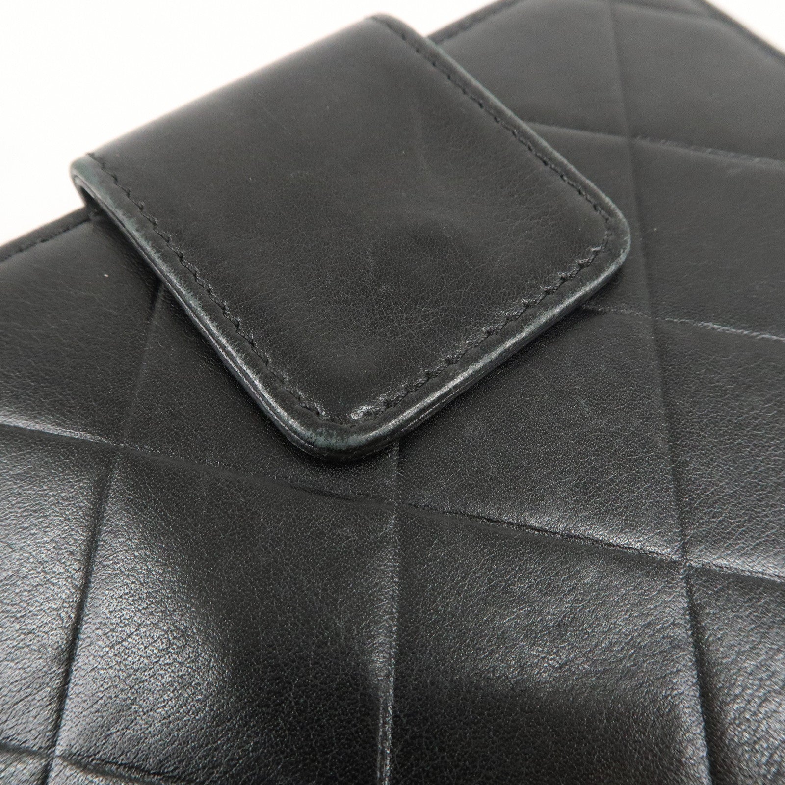 CHANEL Matelasse Lambskin Double Hook Wallet Black