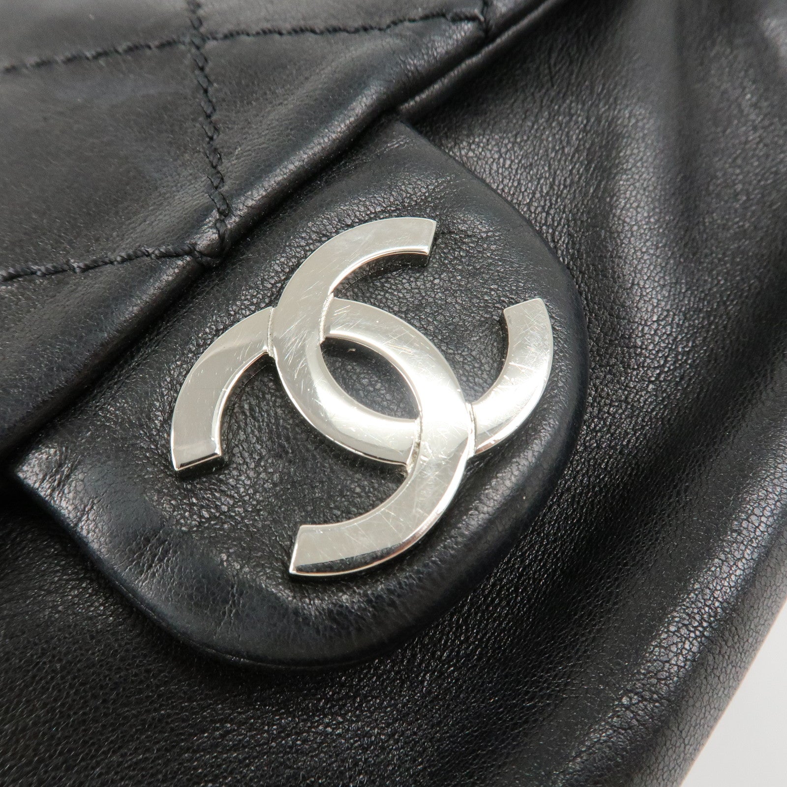 CHANEL Matelasse LambSkin Chain Shoulder Bag Black Silver Hardware Used