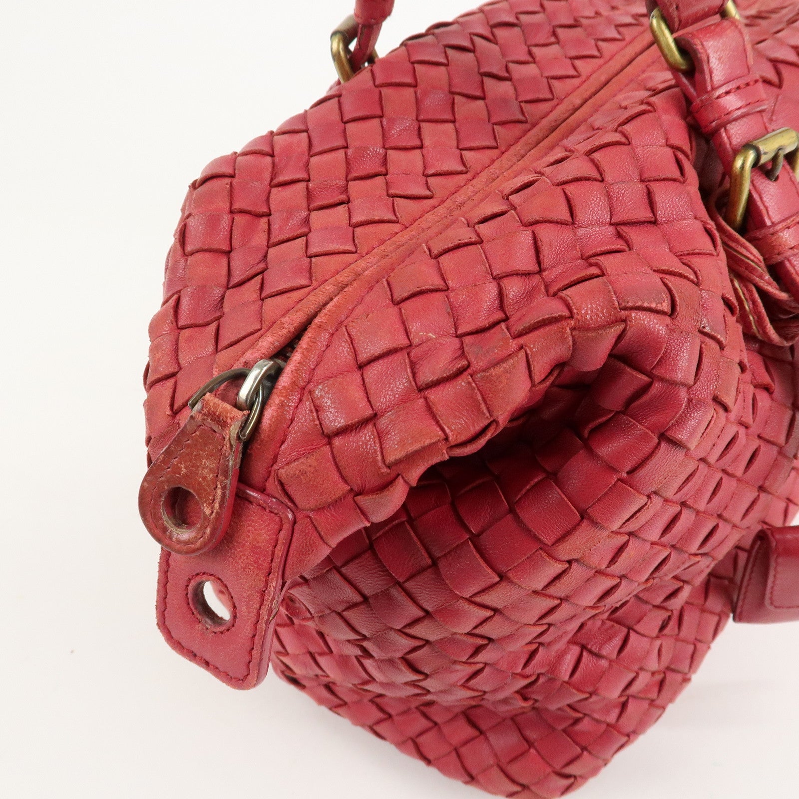 BOTTEGA VENETA Intrecciato Leather Montaigne Boston Bag Red