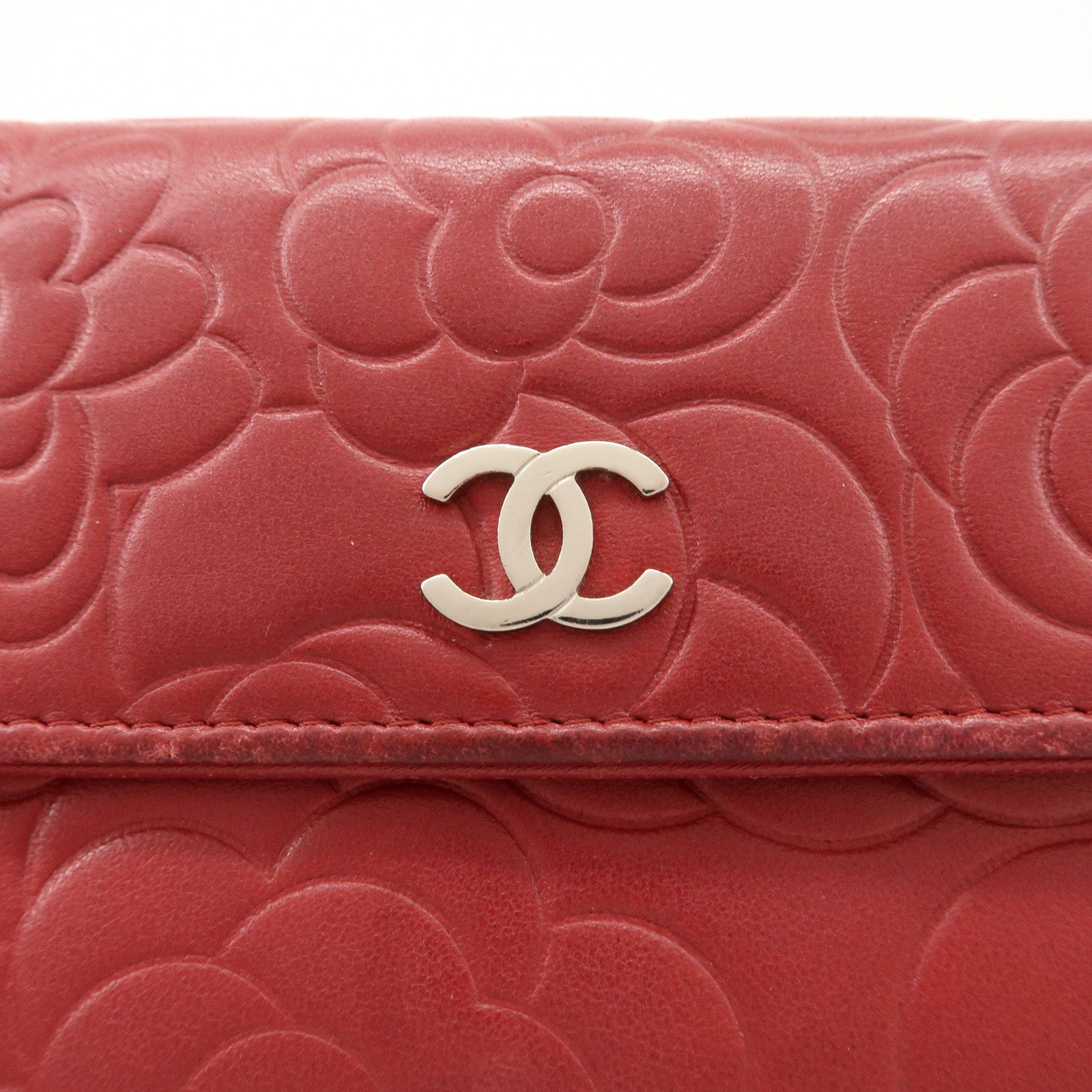 CHANEL Camelia Lamb Skin Bi-fold Long Wallet Red