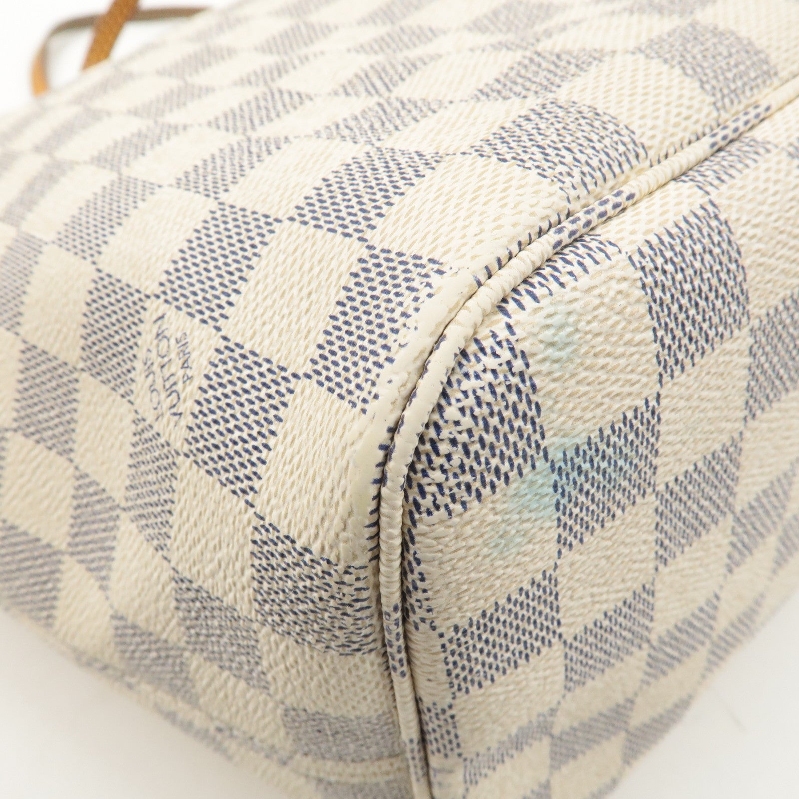 Louis Vuitton Damier Azur Neverfull MM Canvas Tote Bag N51107