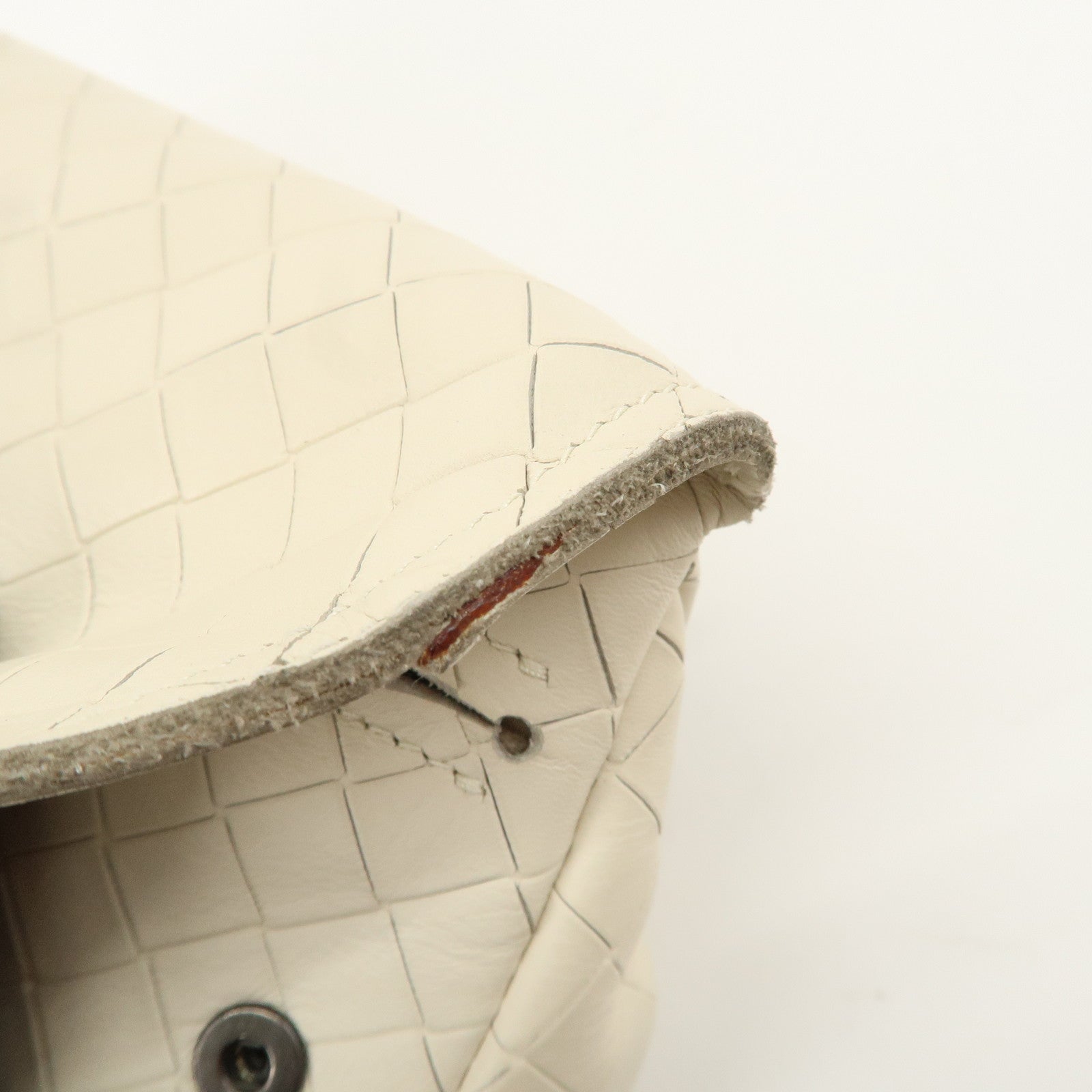 BOTTEGA VENETA Intreccio Mirage Leather Shoulder Bag White