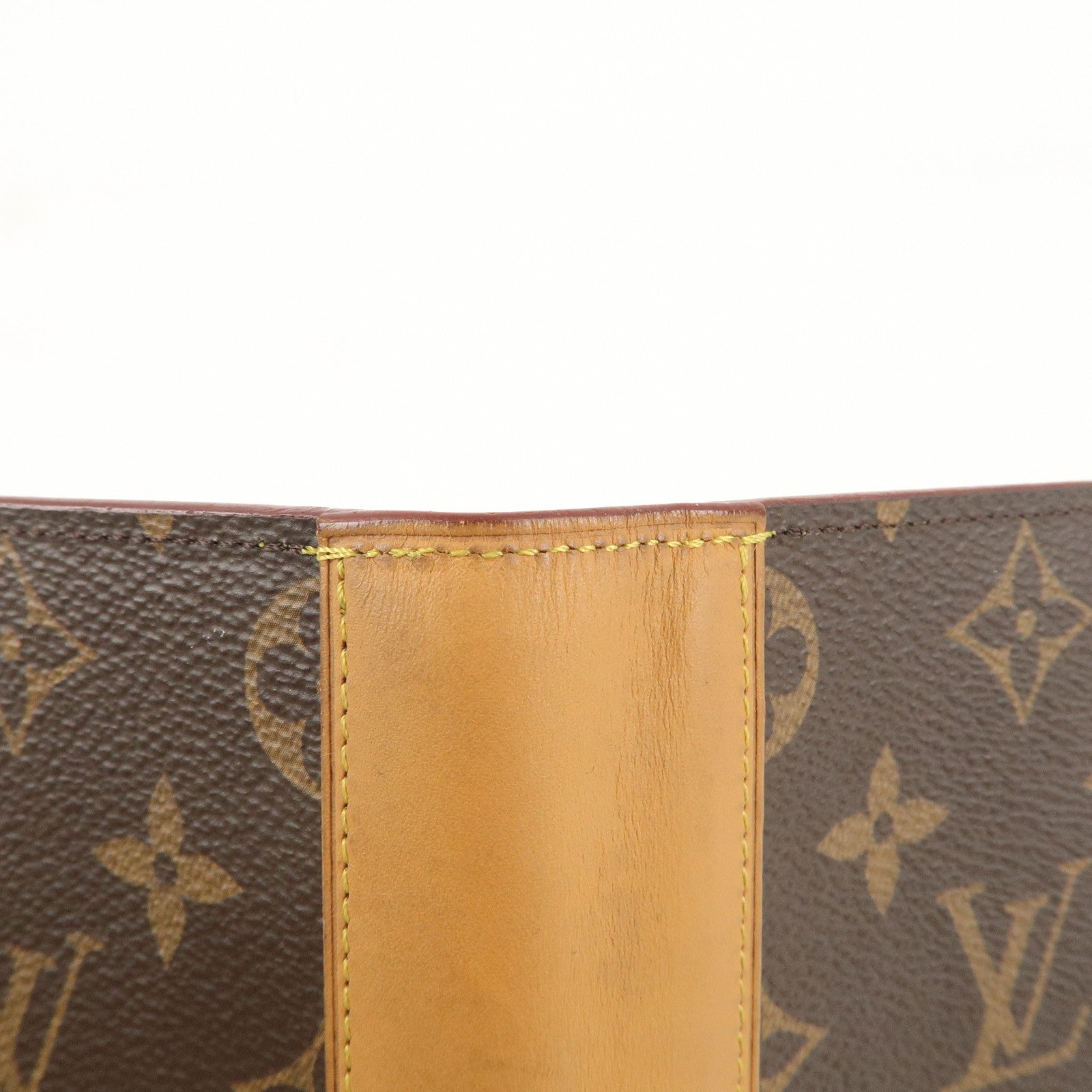 Louis Vuitton Monogram Portefeuille Brazza Bi-fold Wallet M69029