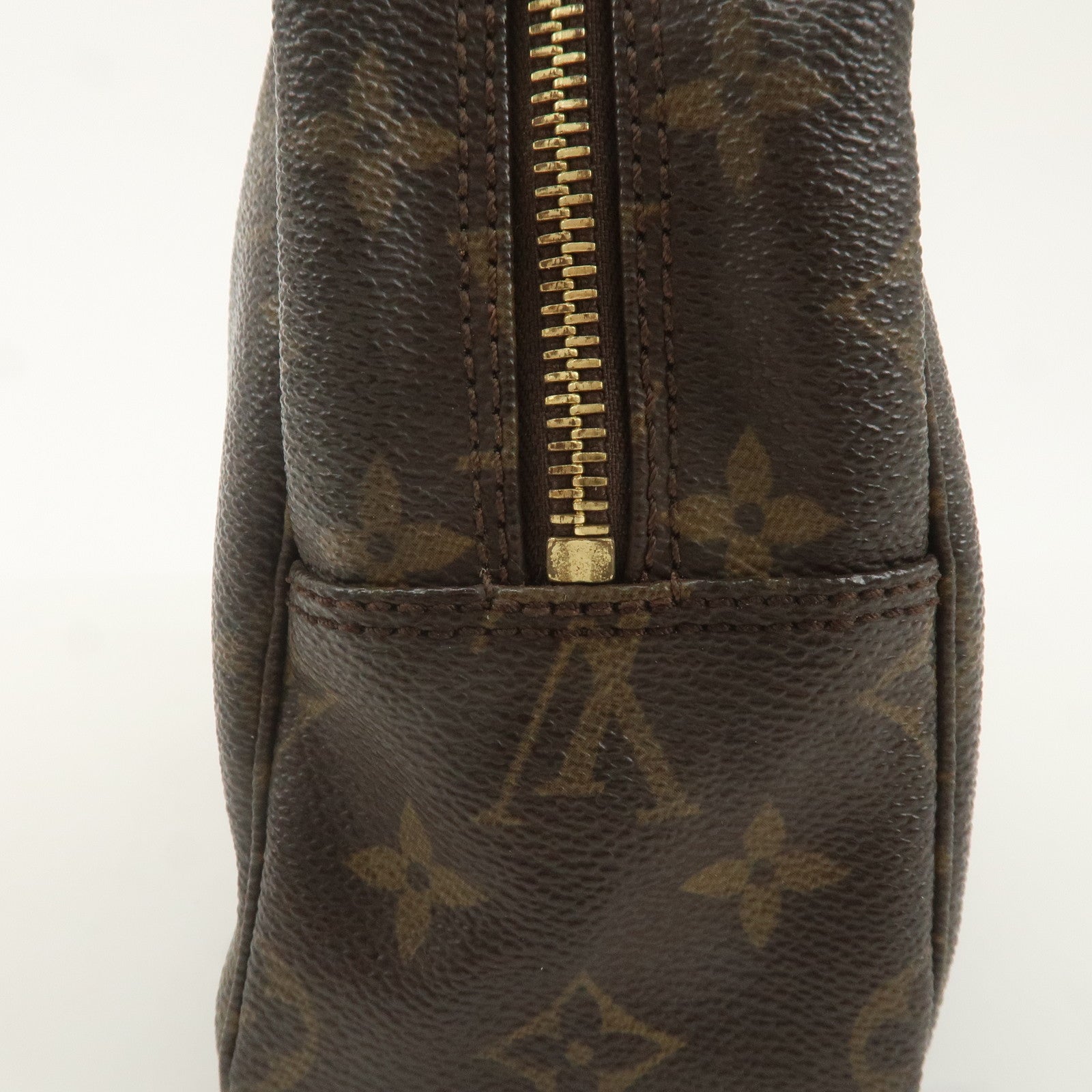 Louis Vuitton Monogram Trousse Toilette 28 Pouch M47522