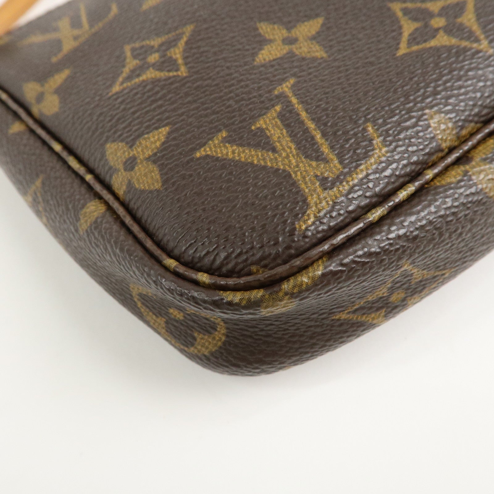 Louis Vuitton Monogram Pochette Accessoires Pouch M51980