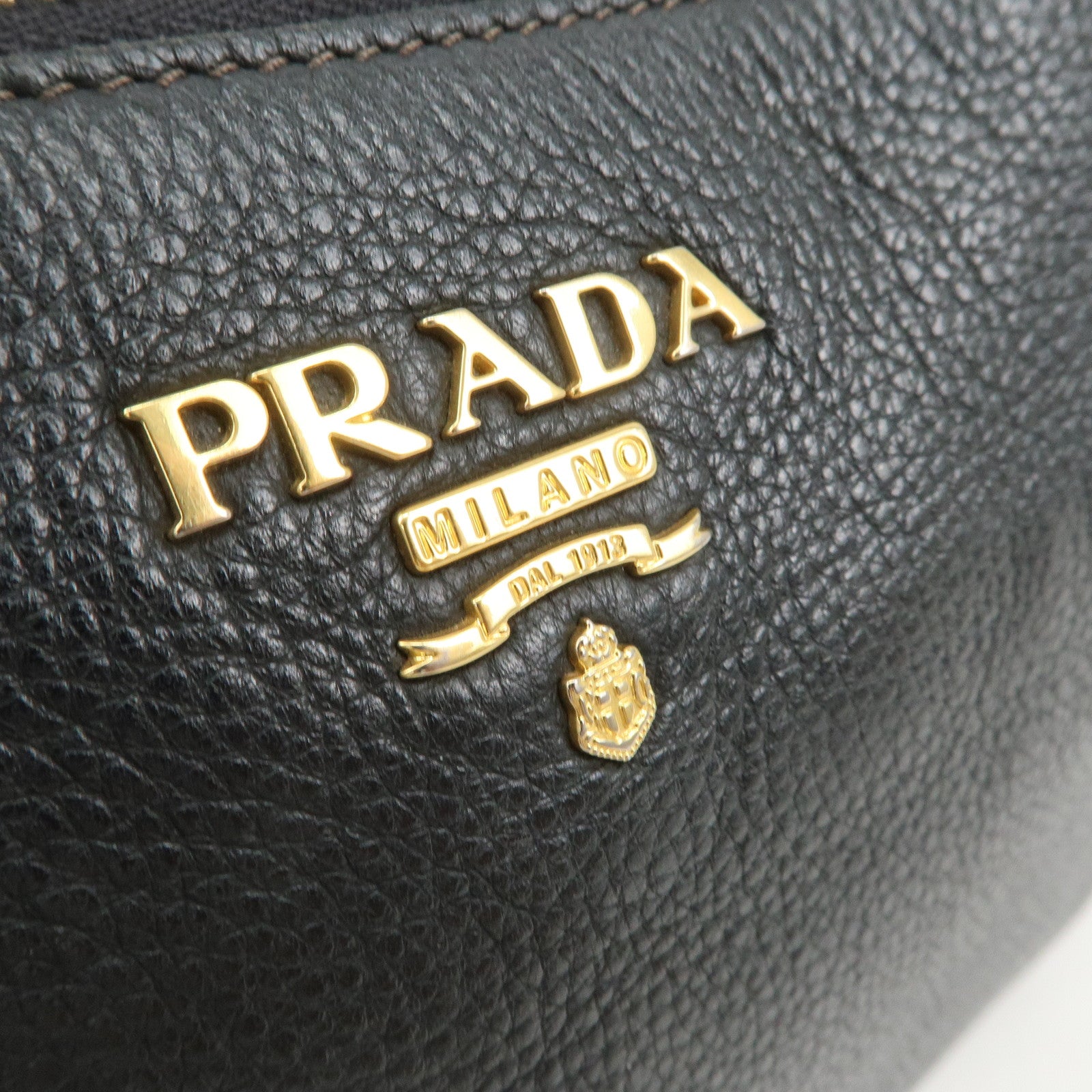 PRADA Leather Shoulder Bag Crossbody Bag Purse Pouch Black 1BH050 Used