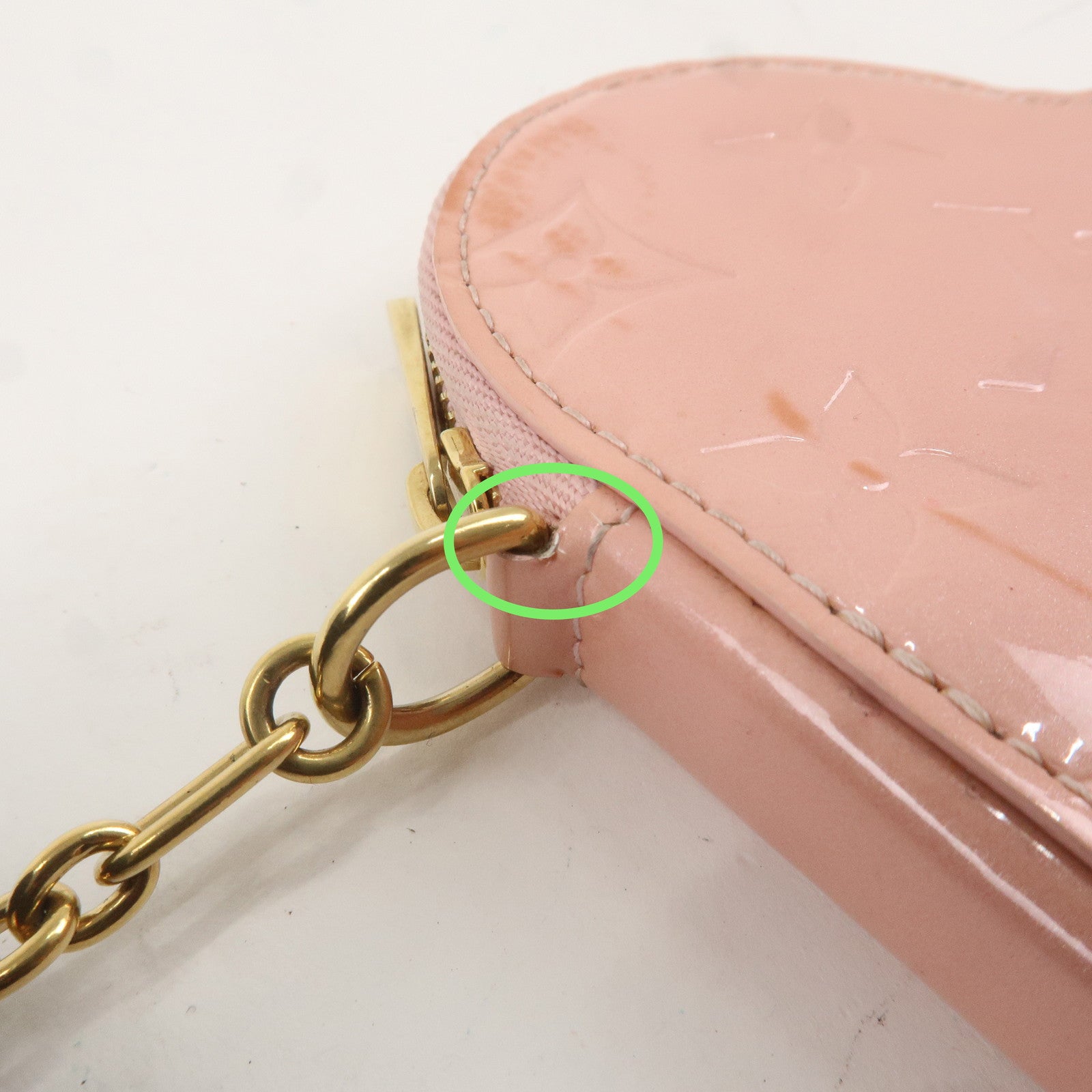 Louis Vuitton Vernis Porte Monnaie Coeur CoinCase RosePearl M91431