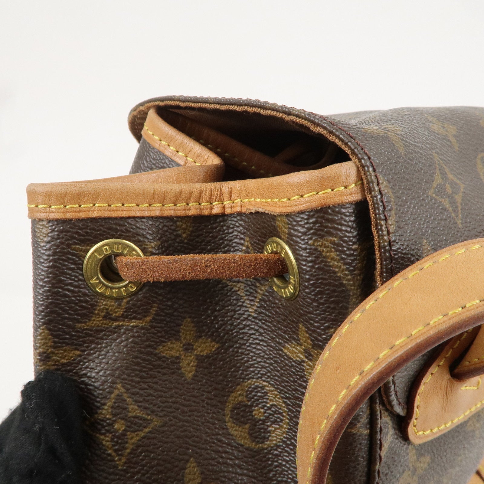 Louis Vuitton Monogram Montsouris MM Back Pack Bag M51136