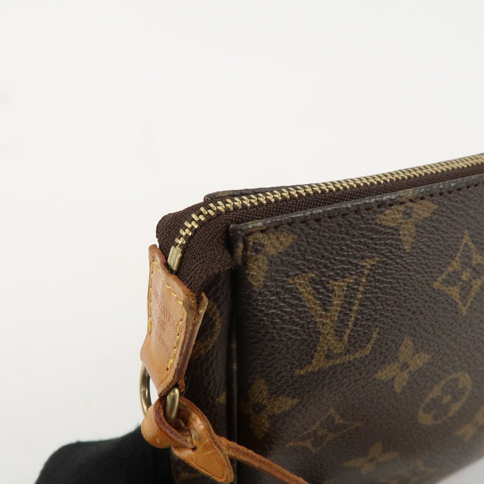 Louis Vuitton Monogram Pochette Accessoires Pouch M51980