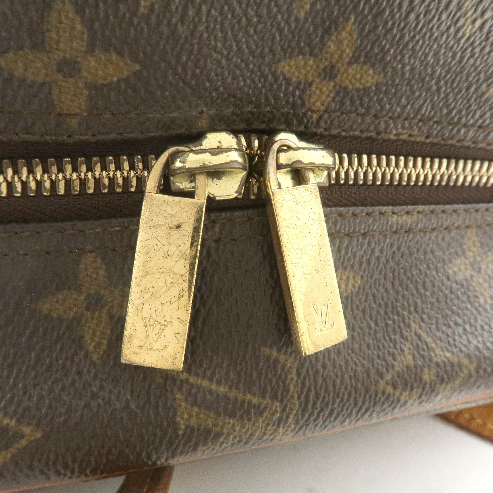 Louis Vuitton Monogram Cite MM Shoulder Bag Hand Bag M51182