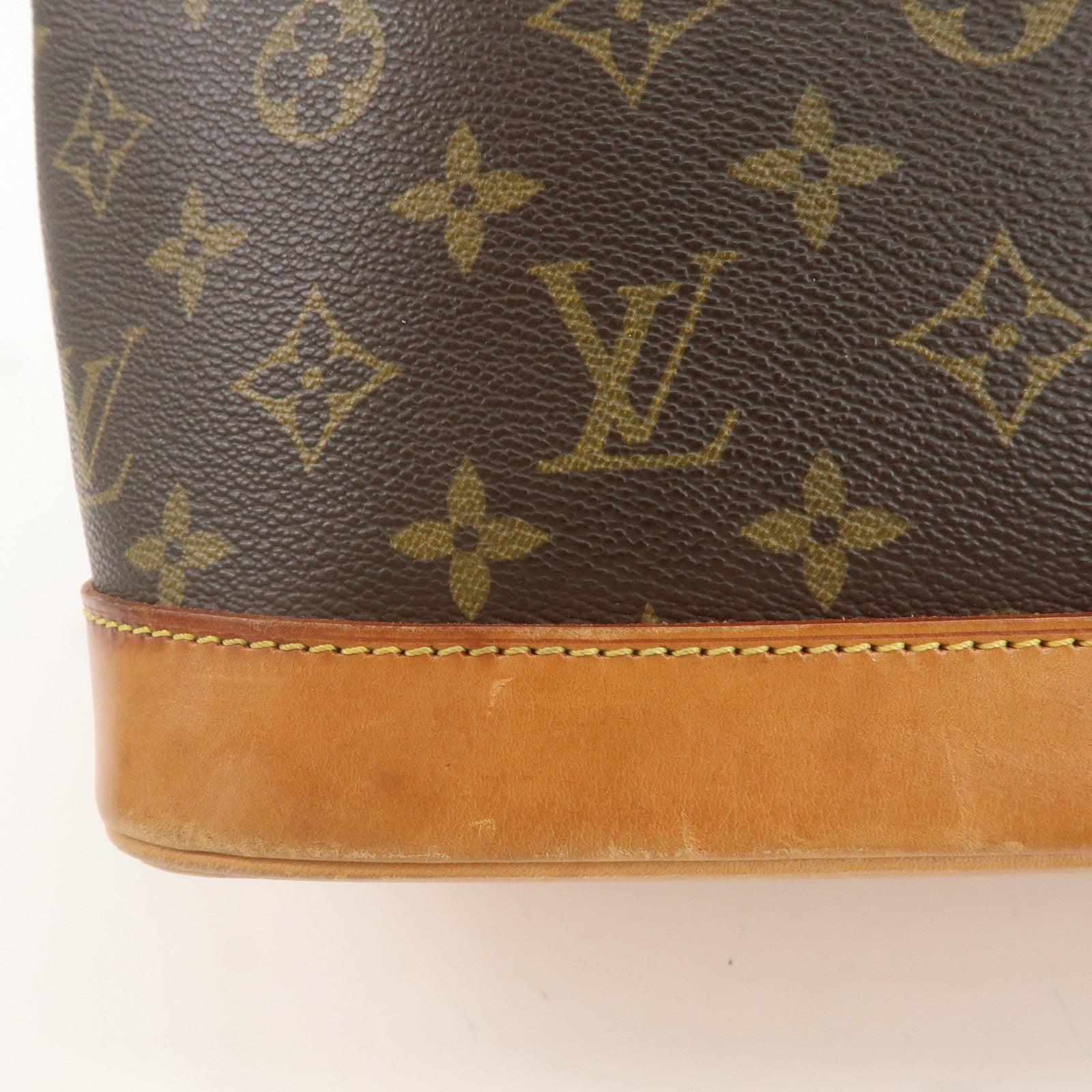 Louis Vuitton Monogram Alma Hand Bag Brown M51130